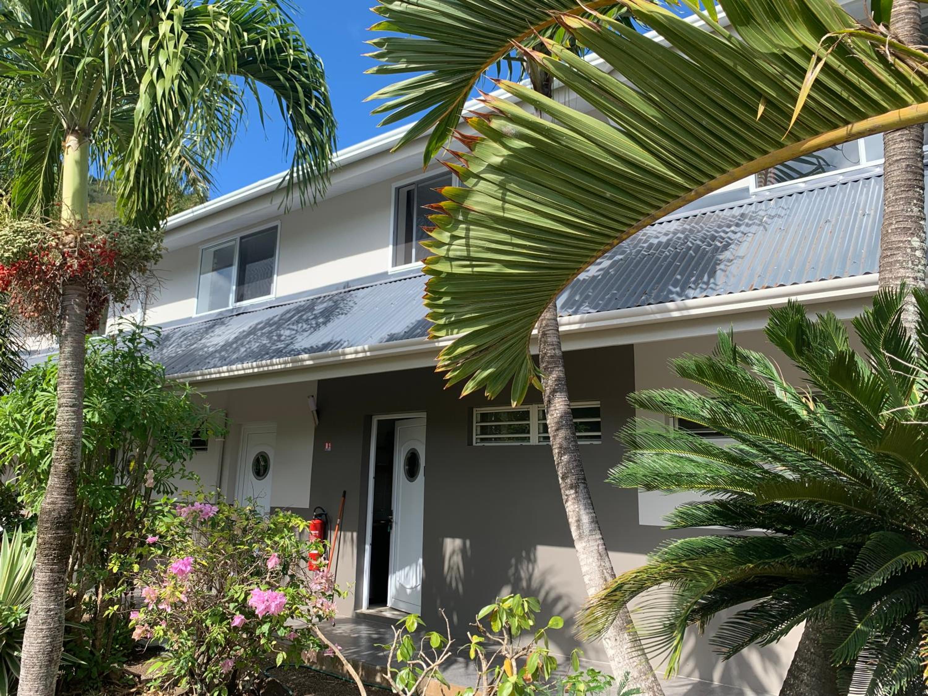 Hotel Appartement 1 lit king size - Manu - Image 1