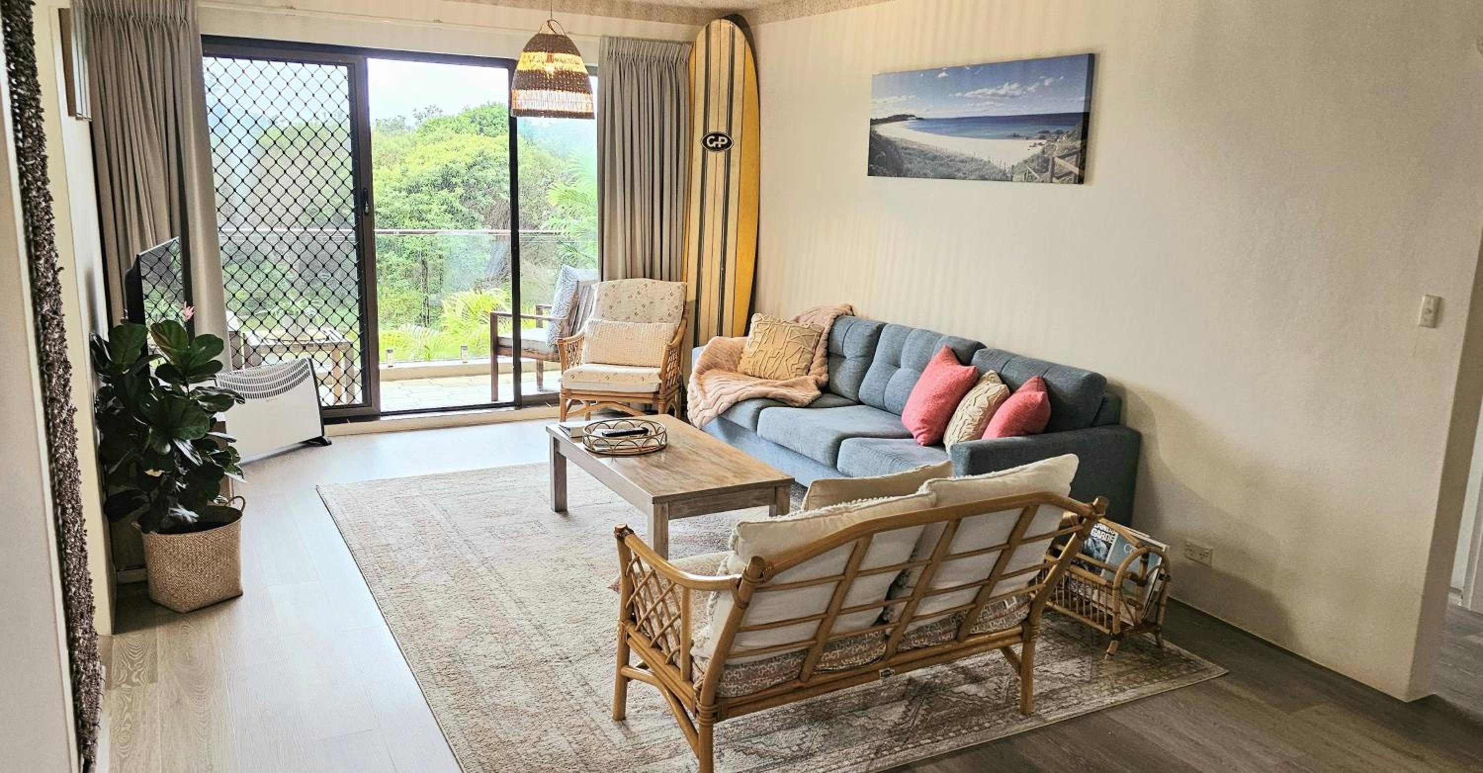 Ocean Crest On Pebbly - Traveller's Choice Winner!