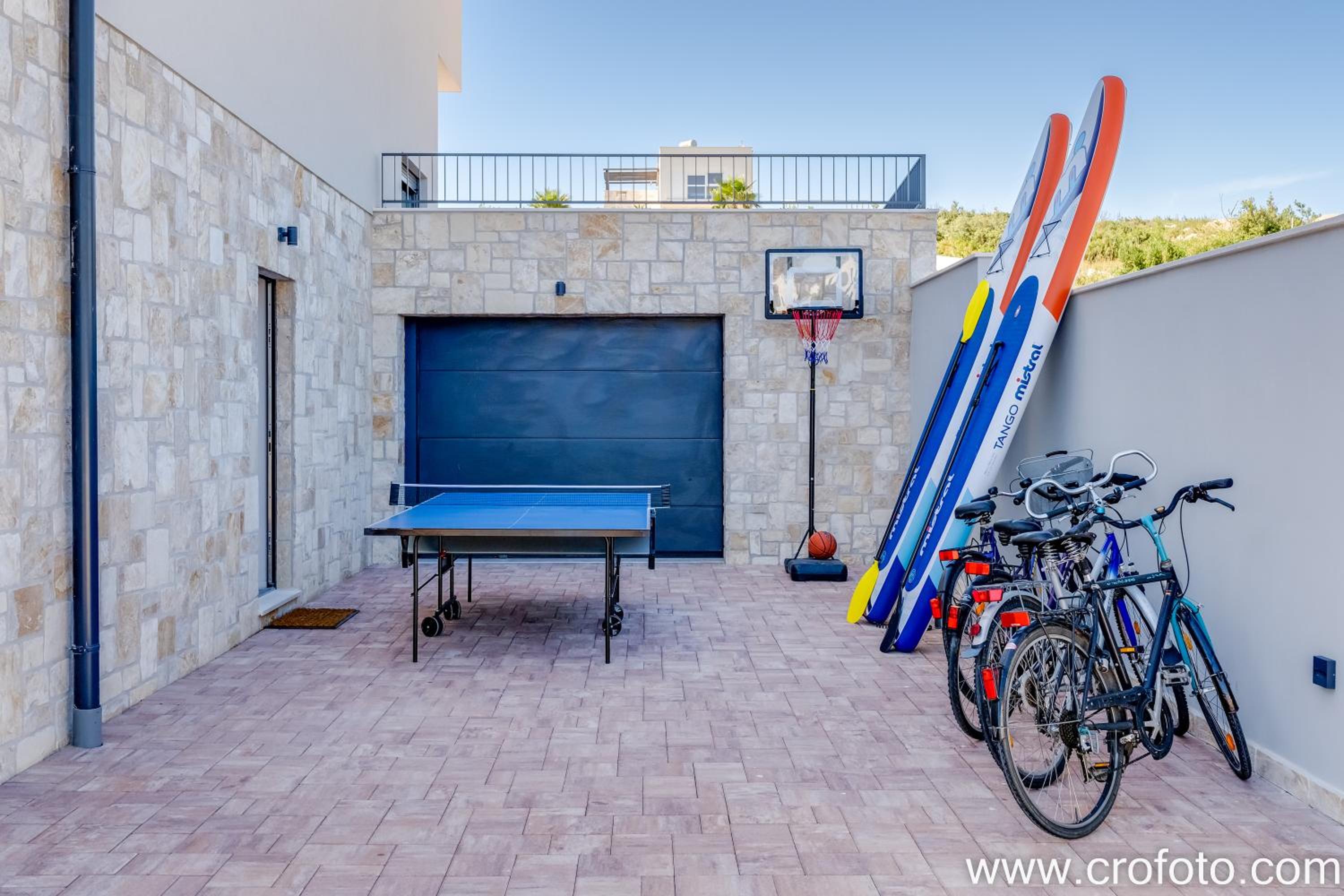 activities & amenities