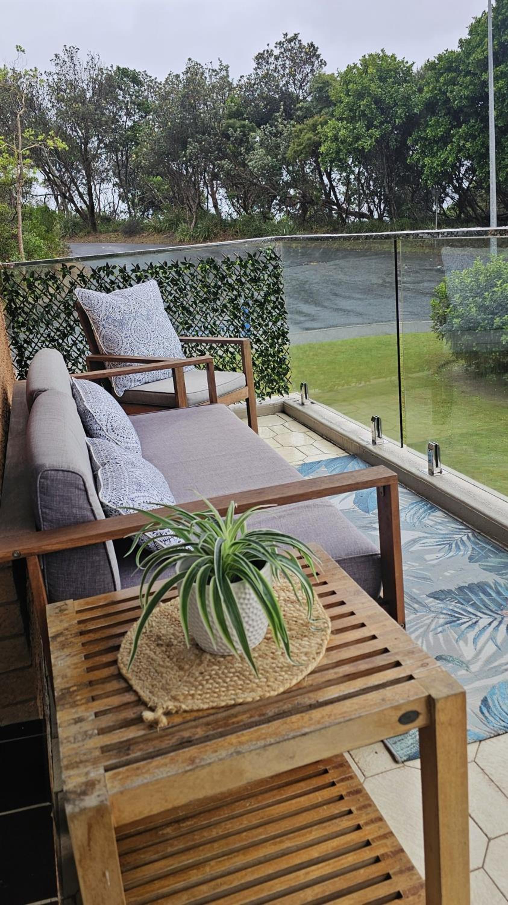 Ocean Crest On Pebbly - Traveller's Choice Winner!