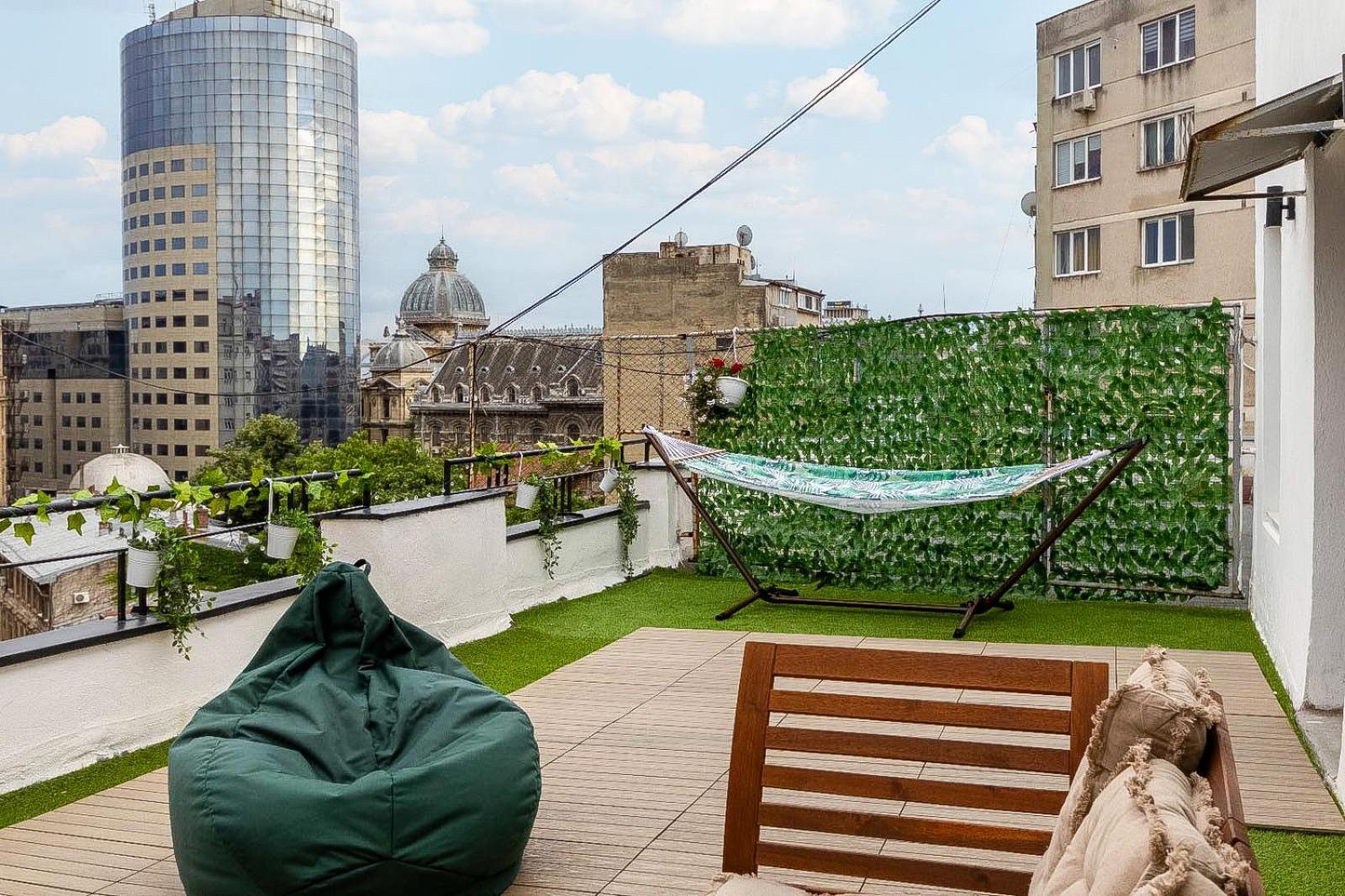 SkyCentral Bucharest view 3