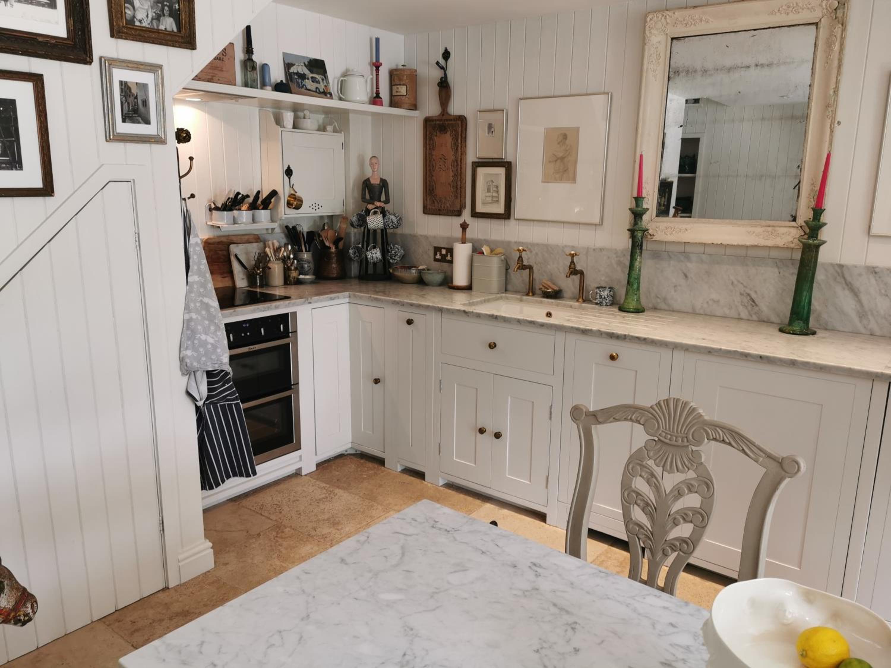 Lovely 2 bed annexe near Salisbury view 2