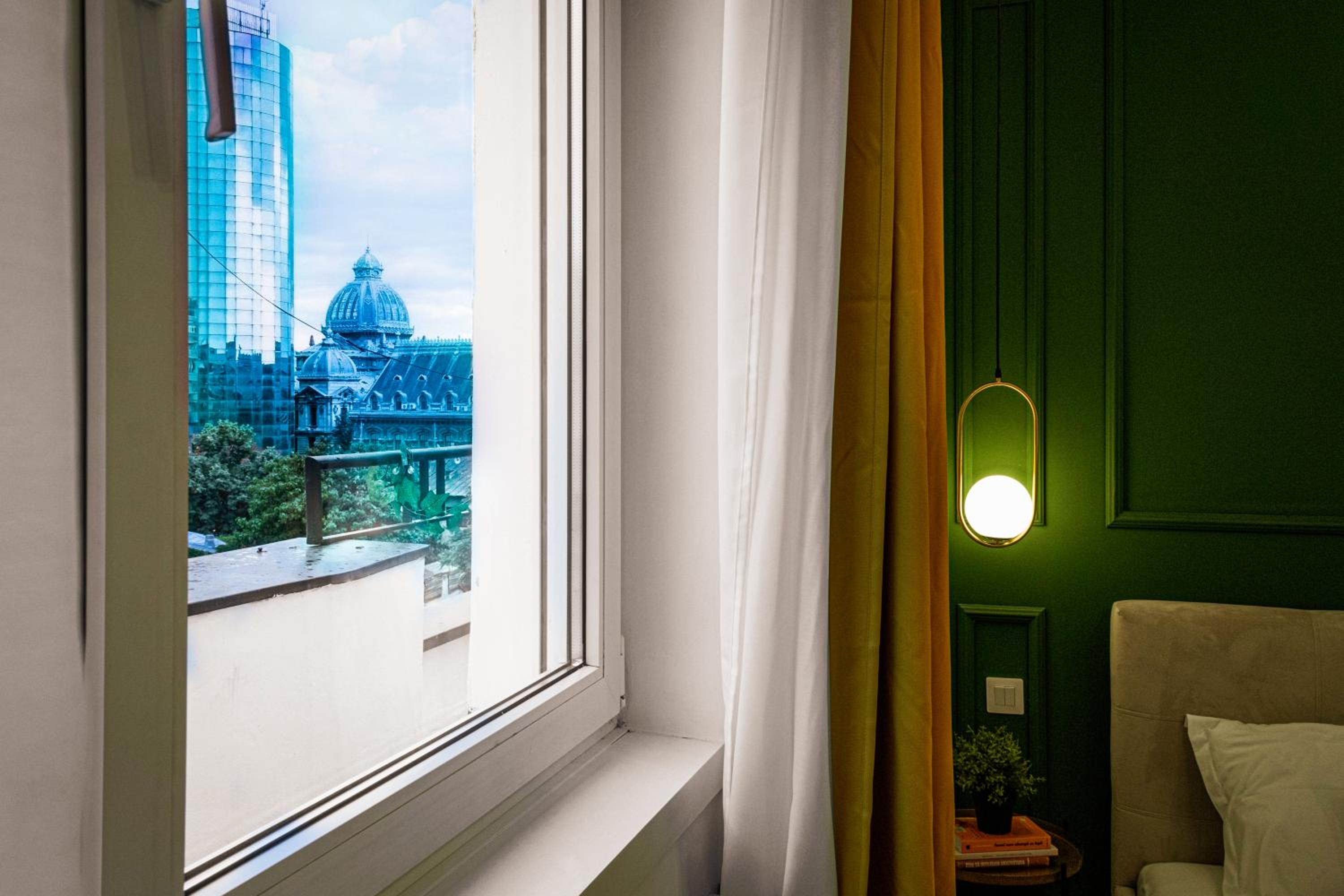 SkyCentral Bucharest view 5