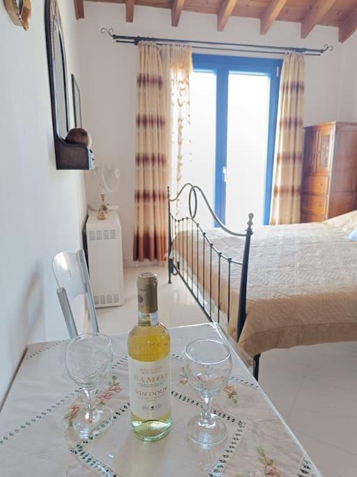 Kleopatra's apartment, Livadaki view 4