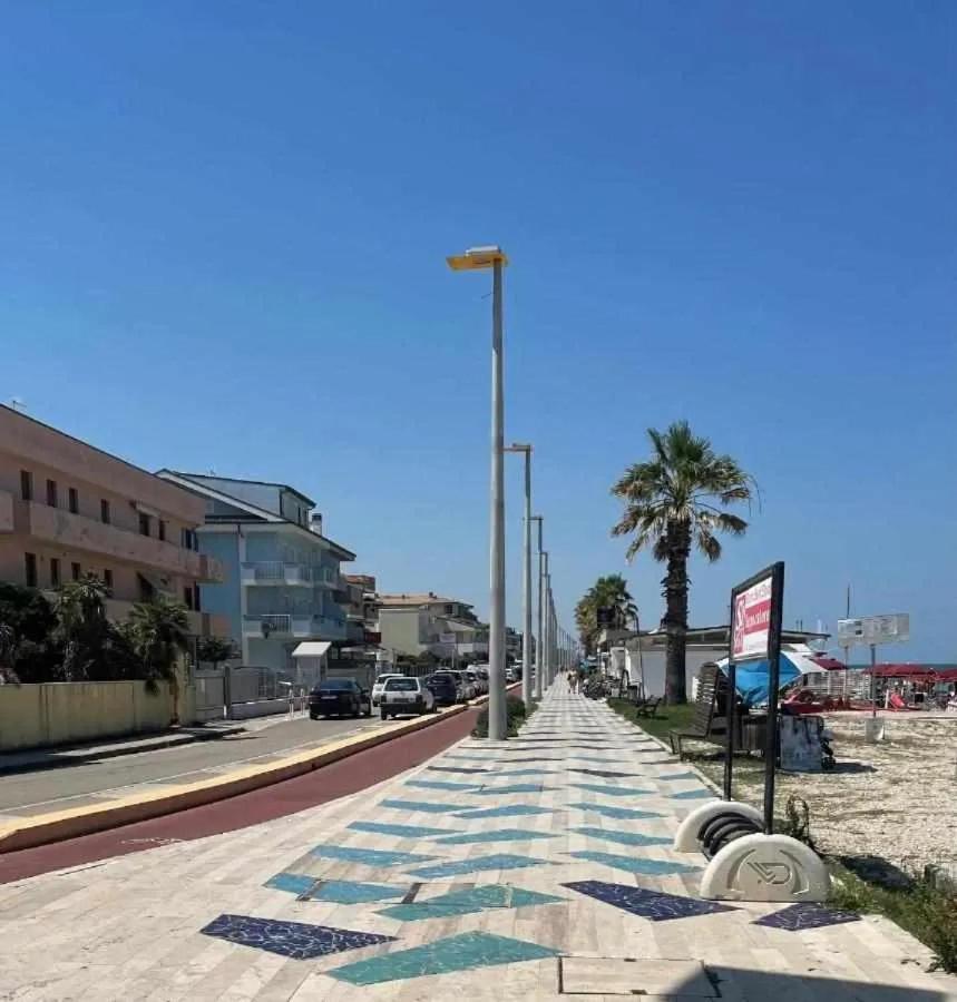 Sole e mare en Porto SantʼElpidio — other