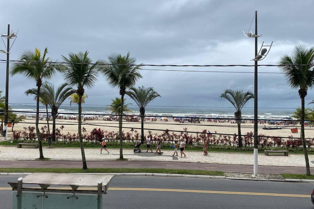 Frente para o mar - prático e acolhedor