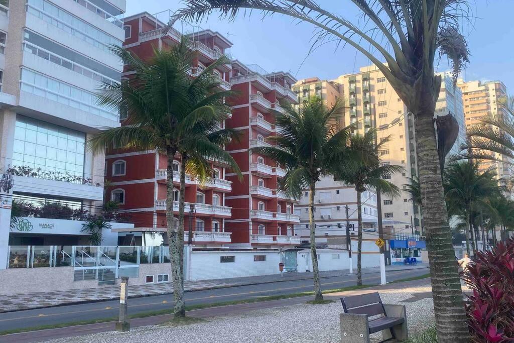 Frente para o mar - prático e acolhedor