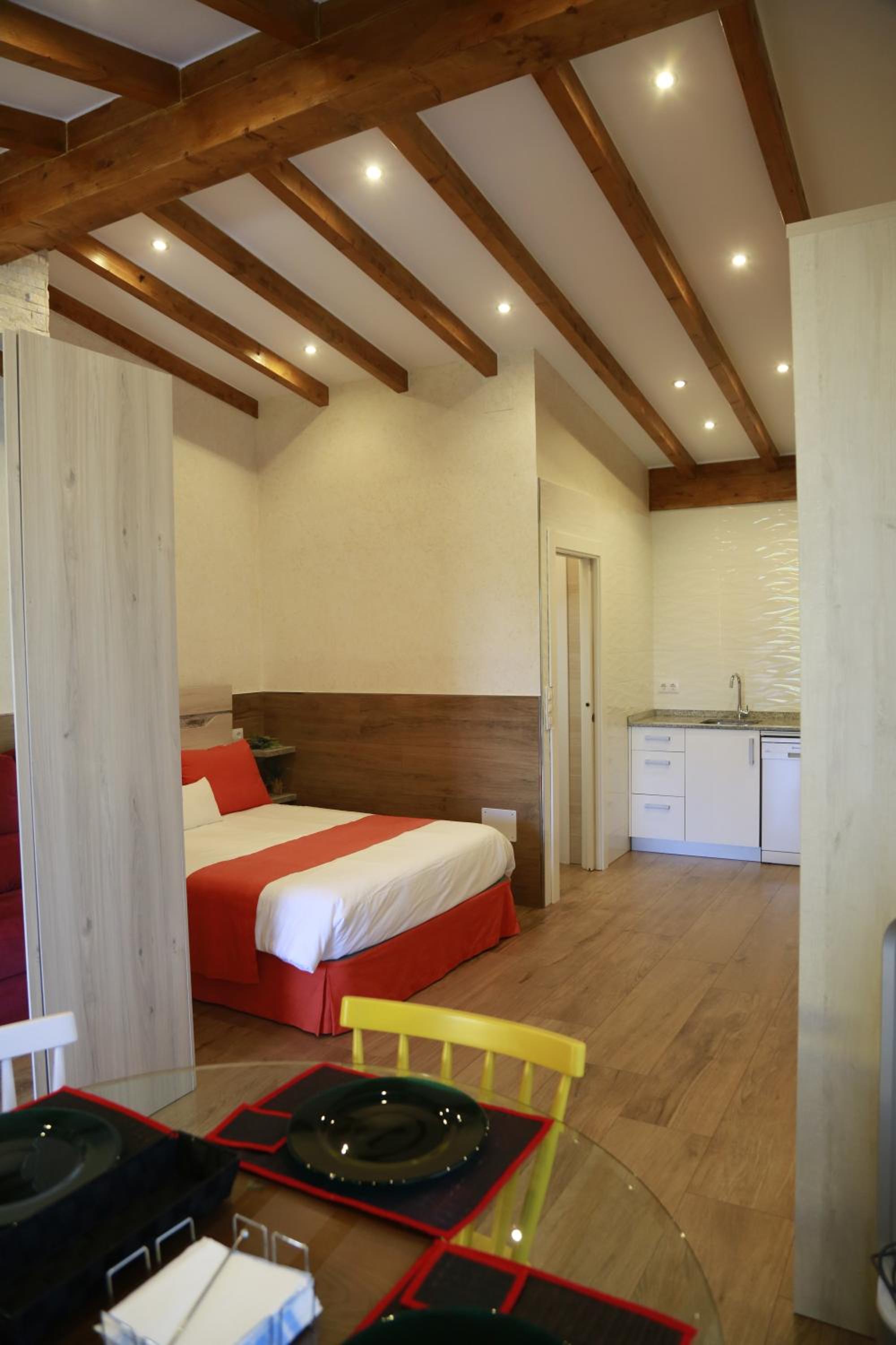 Apartamentos La Arena