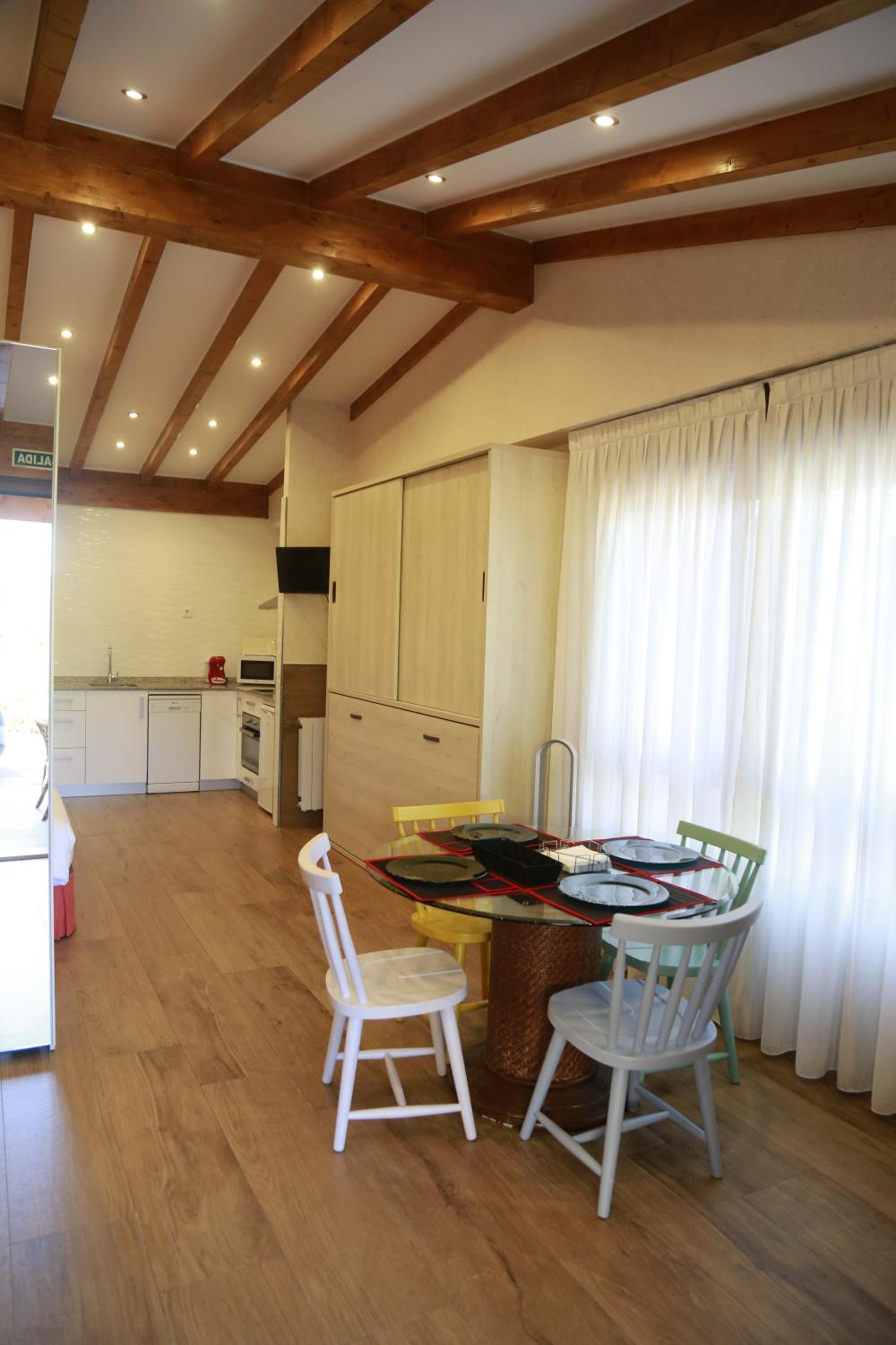 Apartamentos La Arena