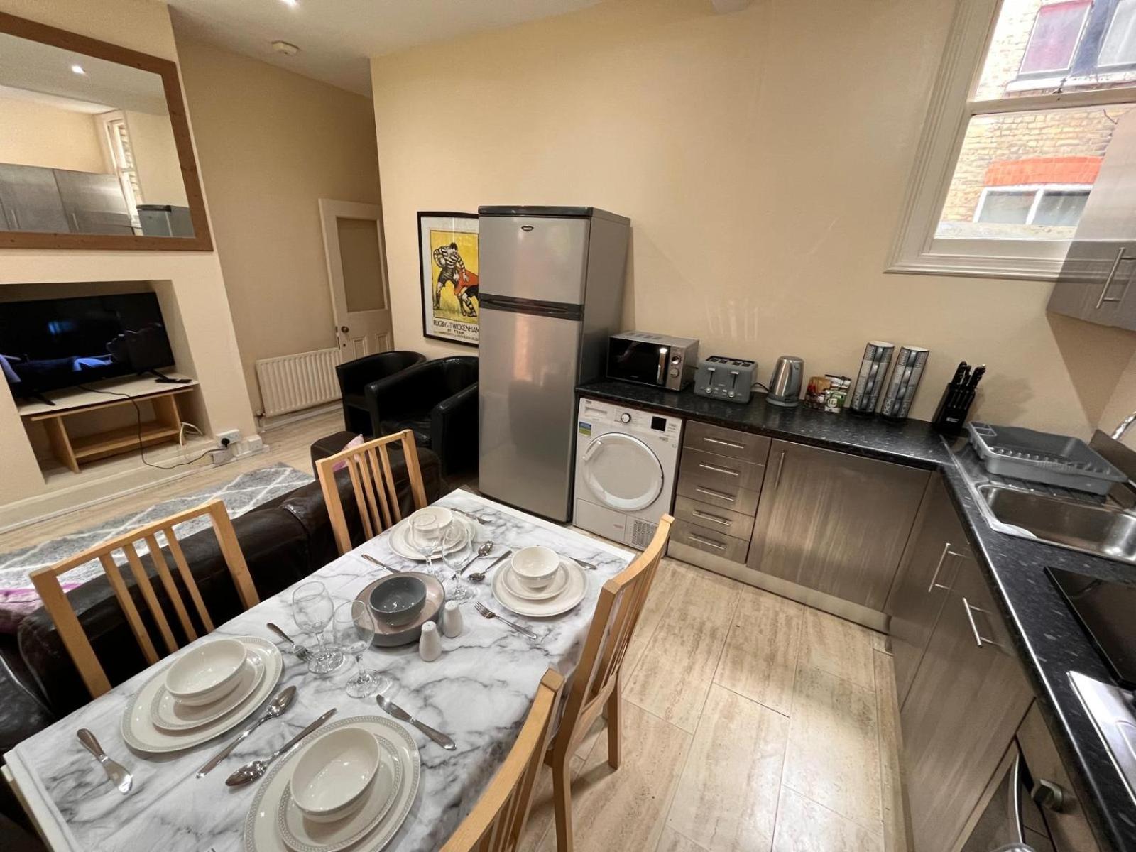 4 bedroom apartment ground floor for up to 7 guests