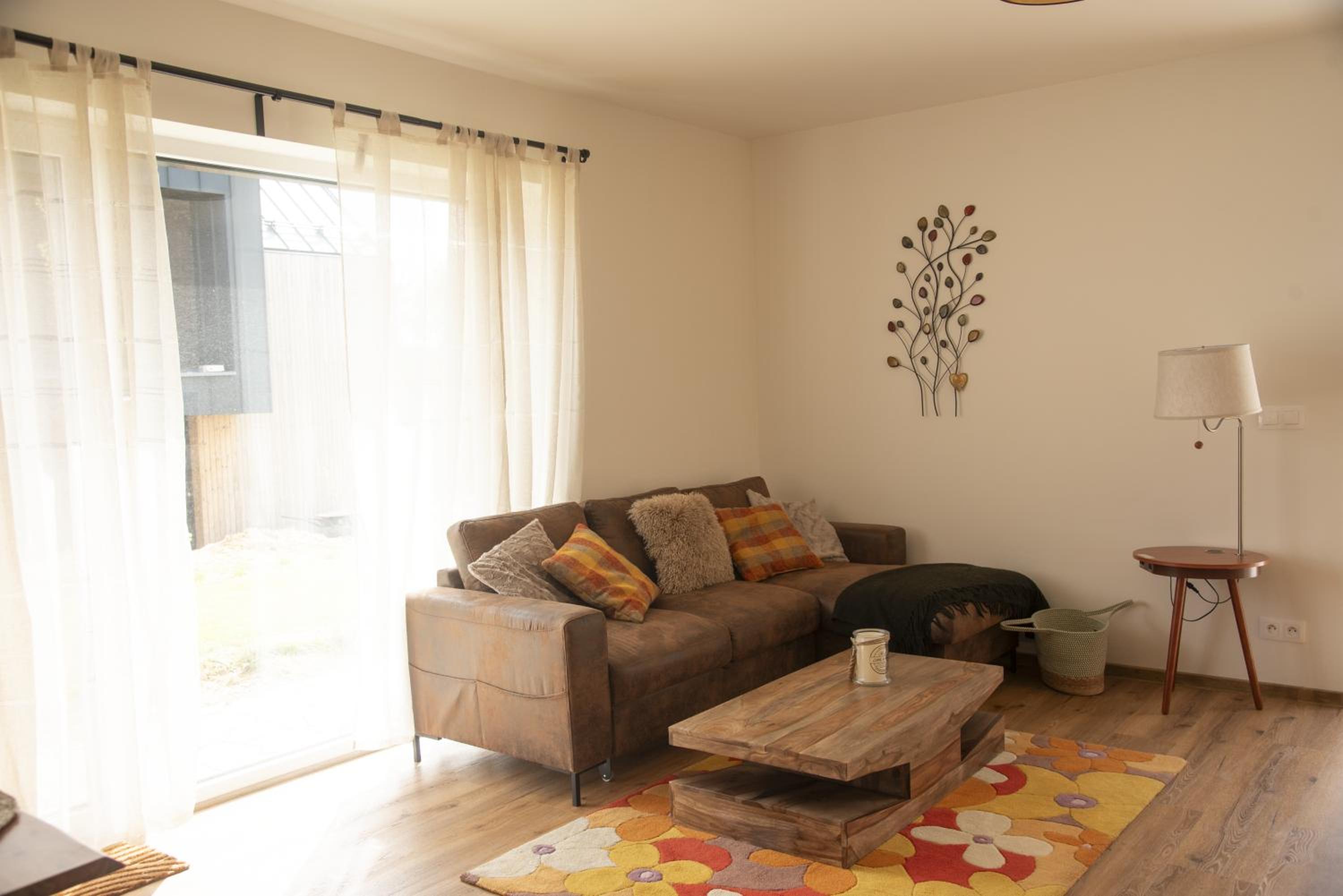 Nora Apartments