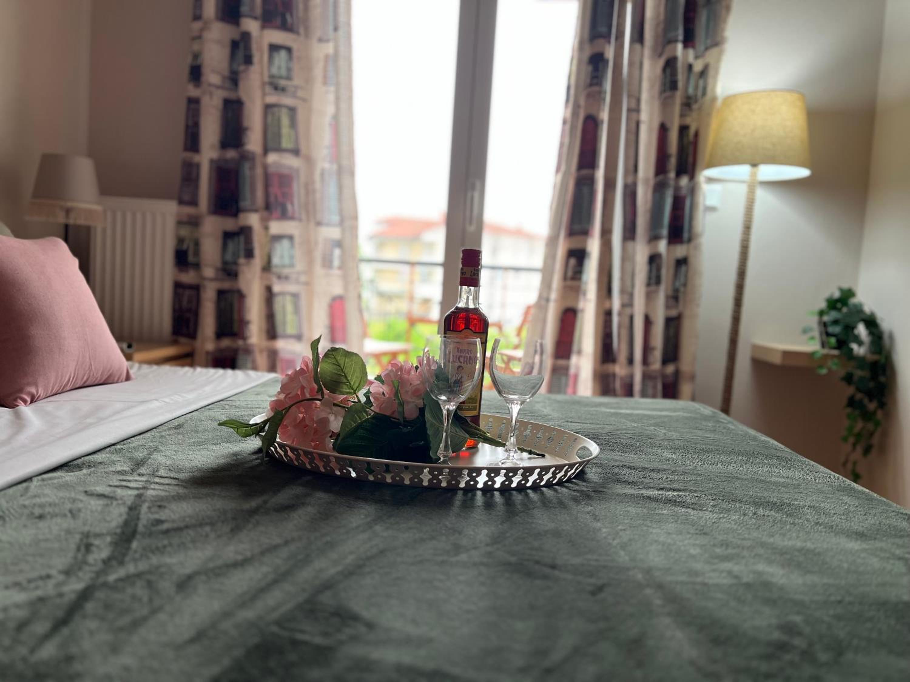 Olympus cozy apartment photo 5