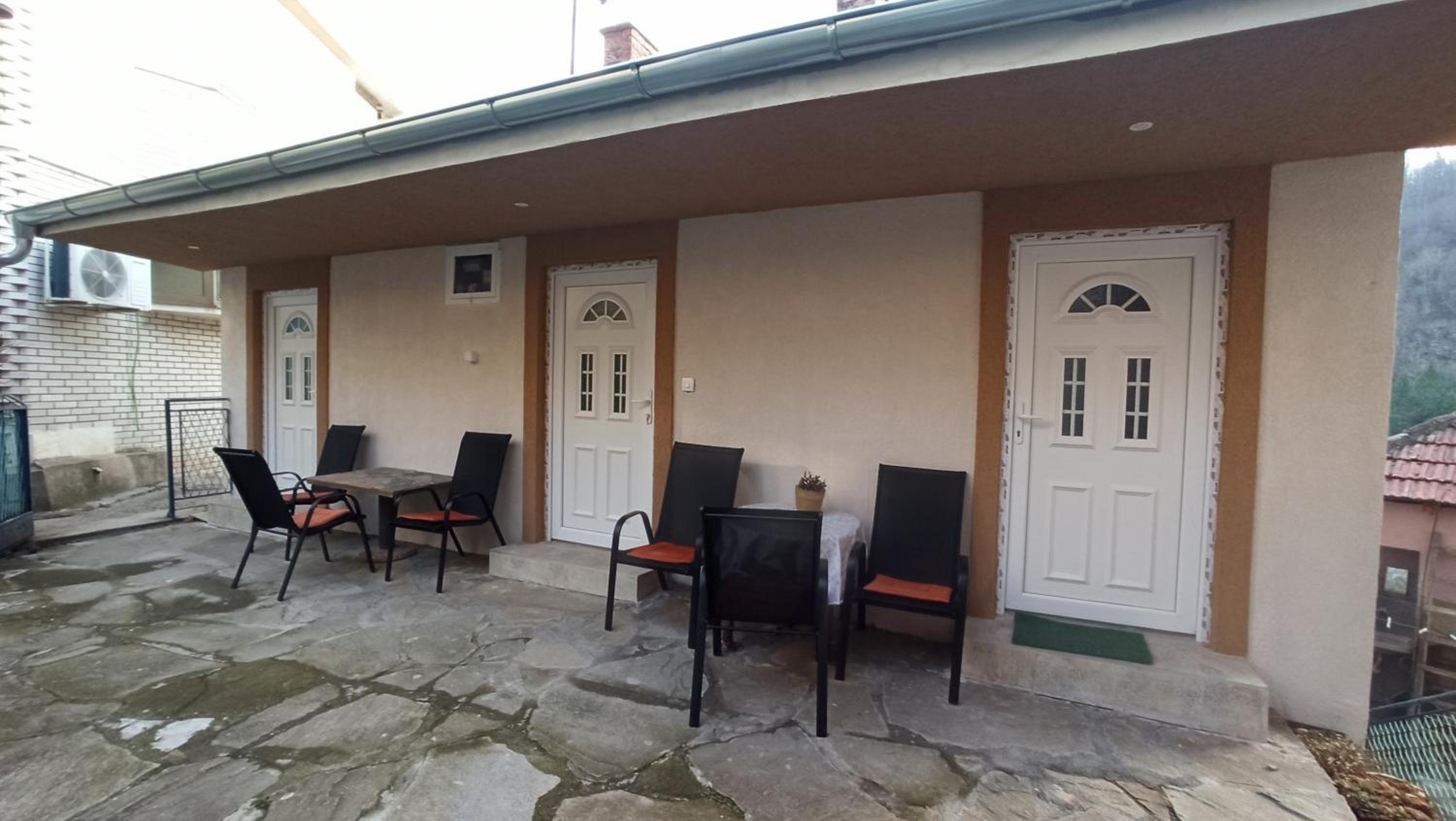 Apartmani Lovcen