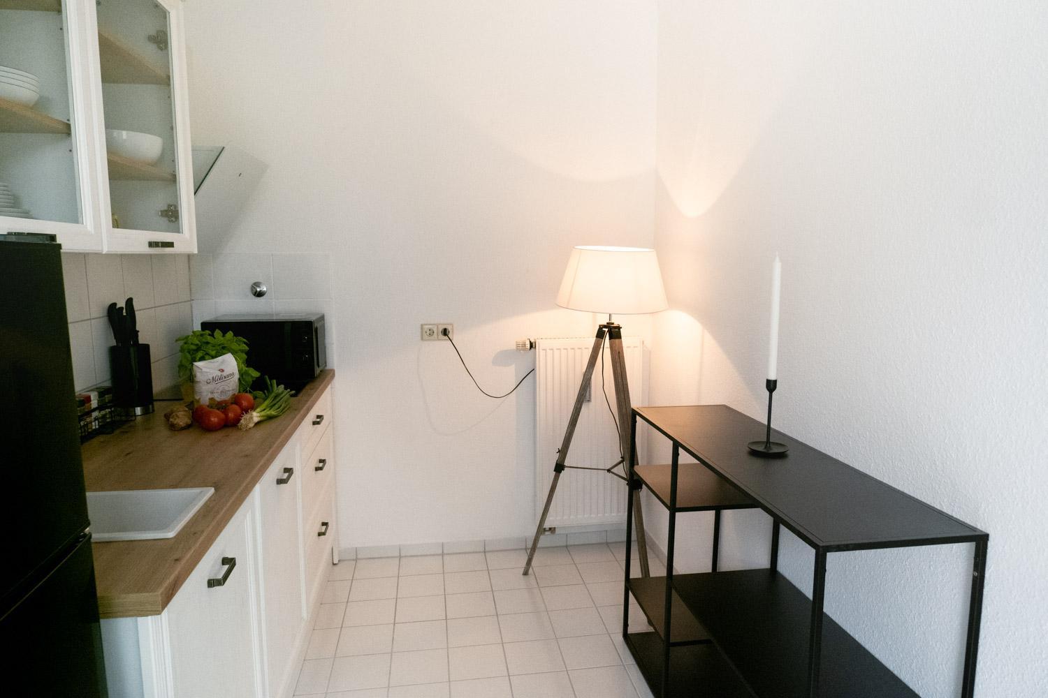 BELLA - Business&Family - 2 Zimmer direkt neben Schloß, Parkplatz, SmartTV, Netflix, Waschmaschine, 24h Checkin, 71qm, Kingsizebett, Hotelbettwäsche