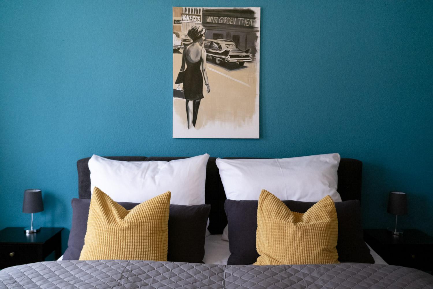 BELLA - Business&Family - 2 Zimmer direkt neben Schloß, Parkplatz, SmartTV, Netflix, Waschmaschine, 24h Checkin, 71qm, Kingsizebett, Hotelbettwäsche