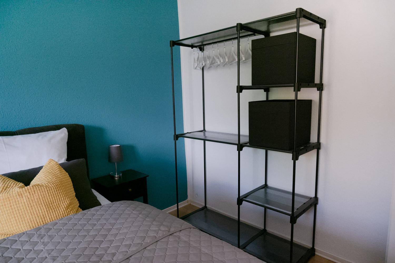 BELLA - Business&Family - 2 Zimmer direkt neben Schloß, Parkplatz, SmartTV, Netflix, Waschmaschine, 24h Checkin, 71qm, Kingsizebett, Hotelbettwäsche