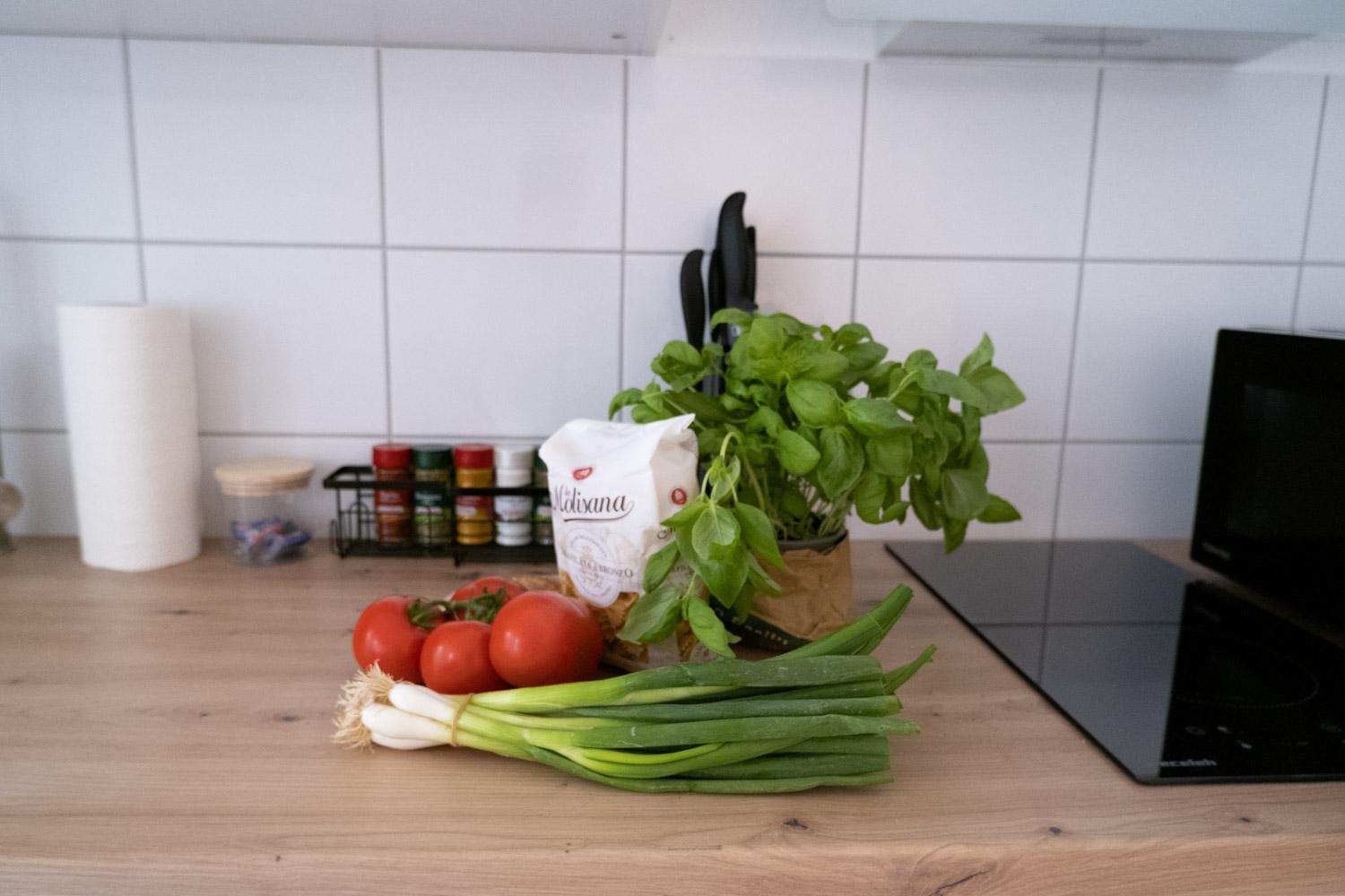 BELLA - Business&Family - 2 Zimmer direkt neben Schloß, Parkplatz, SmartTV, Netflix, Waschmaschine, 24h Checkin, 71qm, Kingsizebett, Hotelbettwäsche