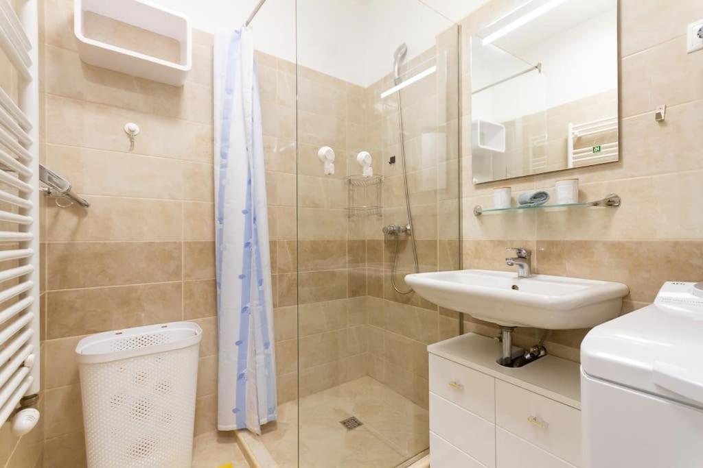 Romai Residence Free Parking view 4
