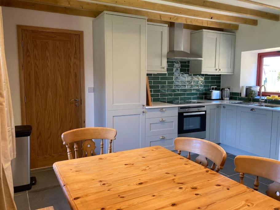 Cuddfan Fach - Pembrokeshire Stunning Barn near the Coastal Path