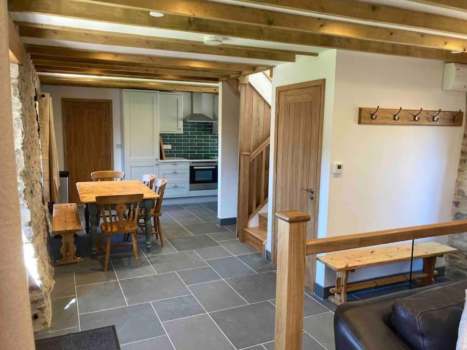 Cuddfan Fach - Pembrokeshire Stunning Barn near the Coastal Path