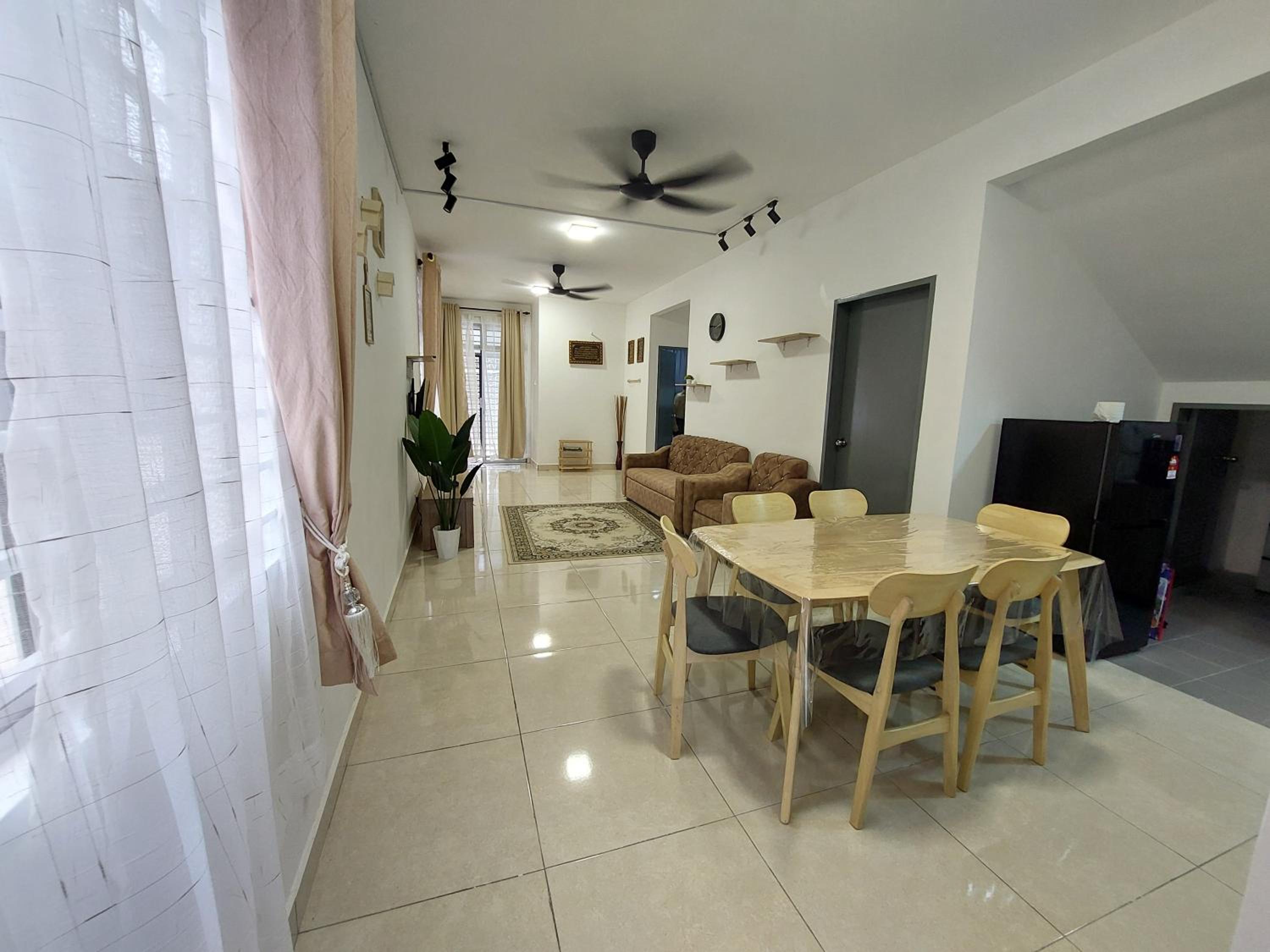 Amir Homestay Nilai photo 2