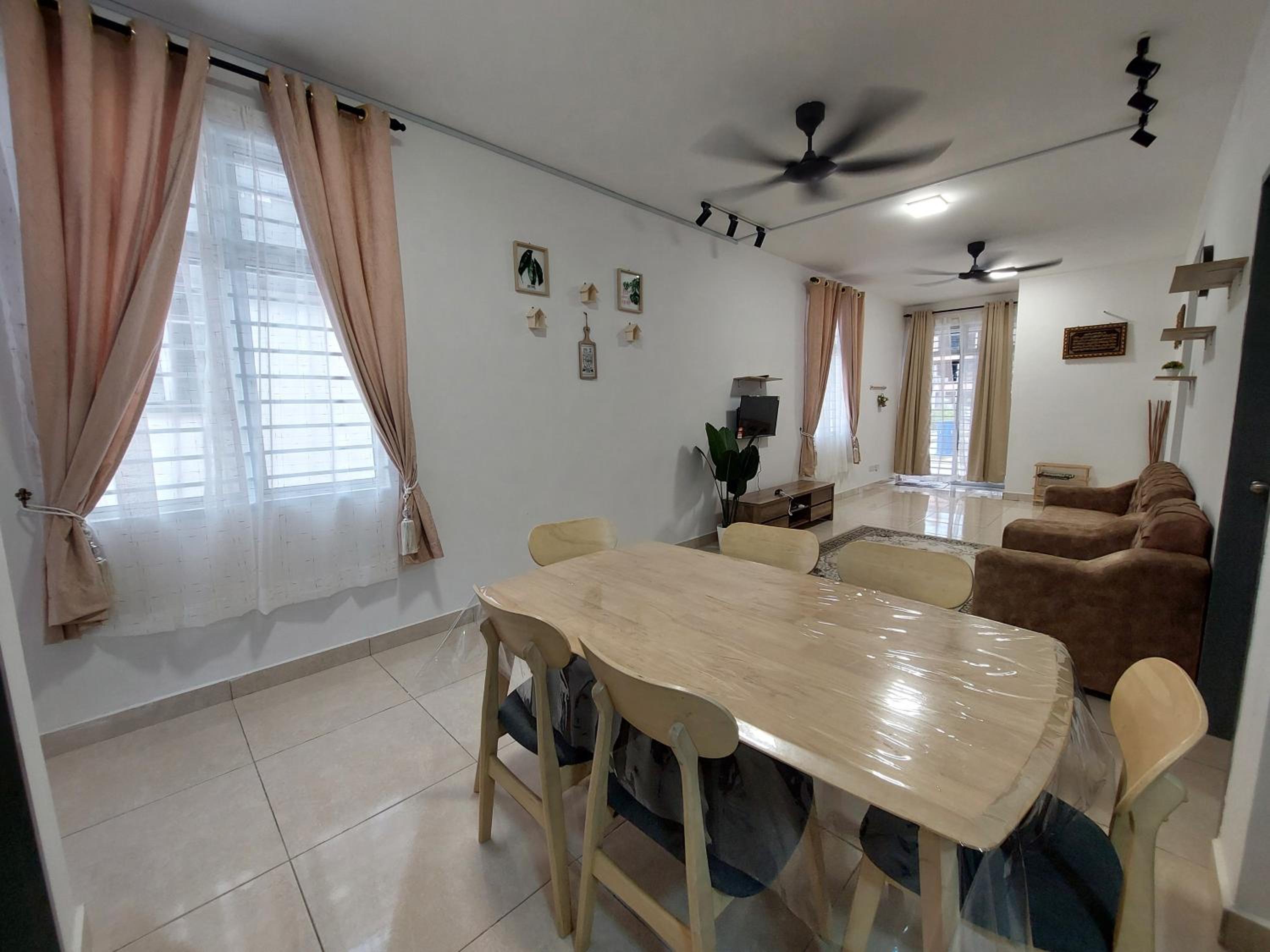 Amir Homestay Nilai photo 8