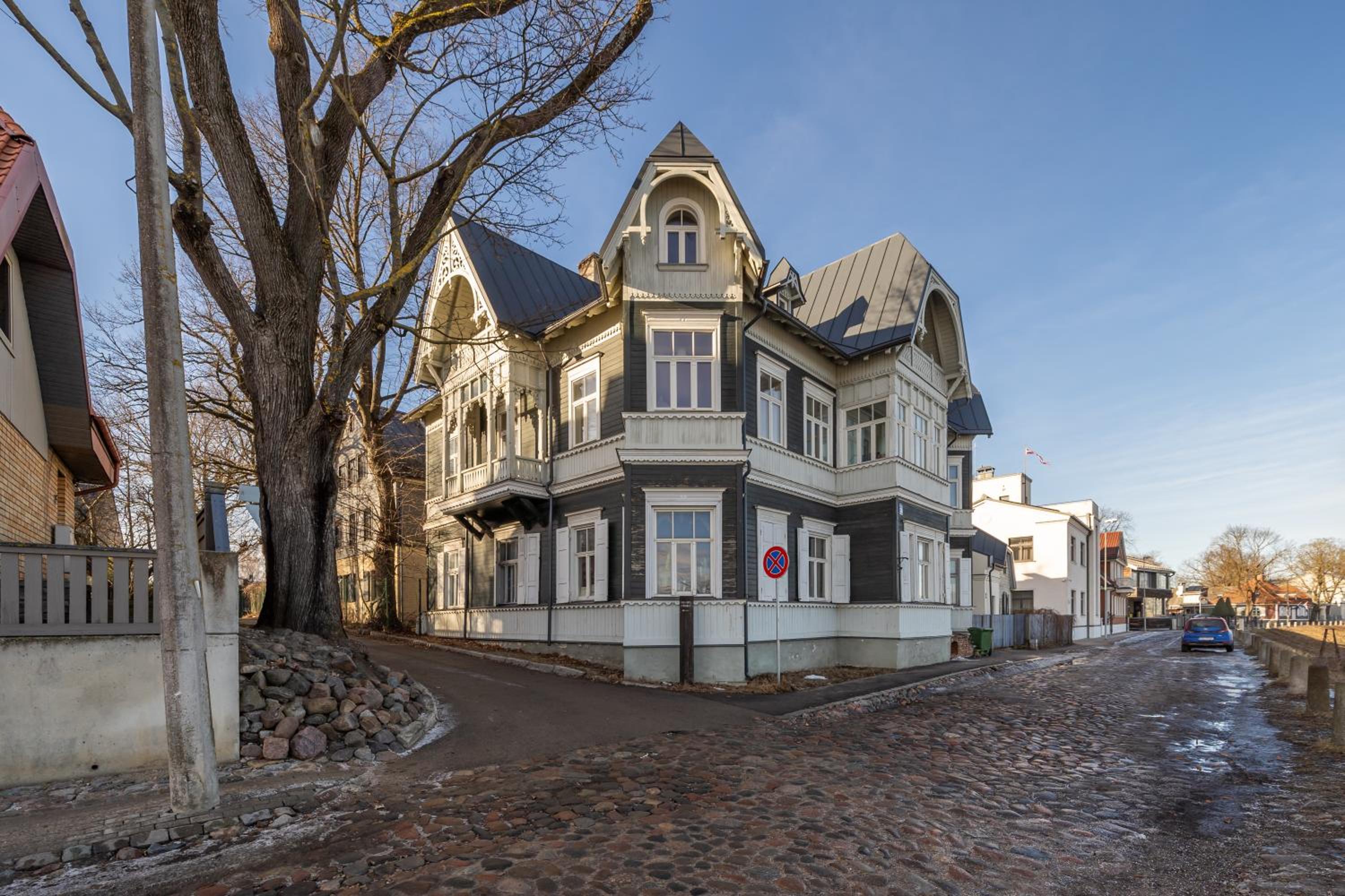 Riverside flat with a beautiful view over Rīga