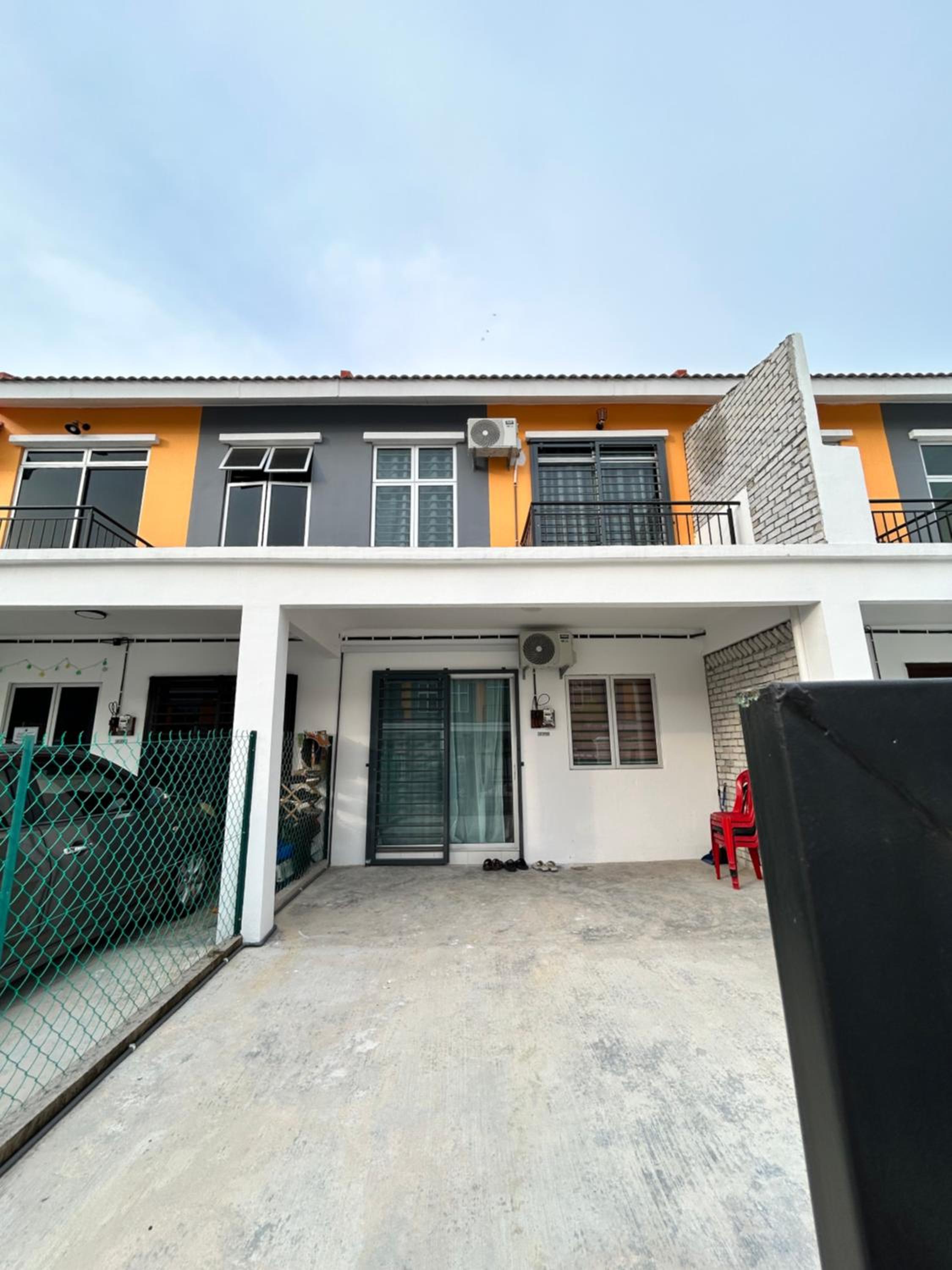 ARIZAH Homestay