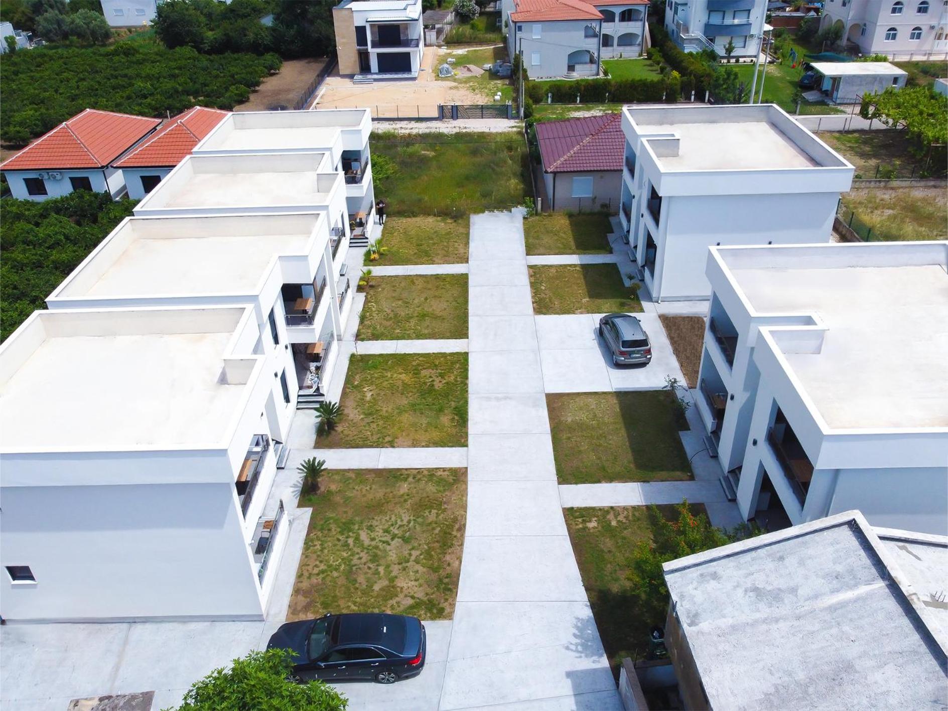 Bumax Apartments