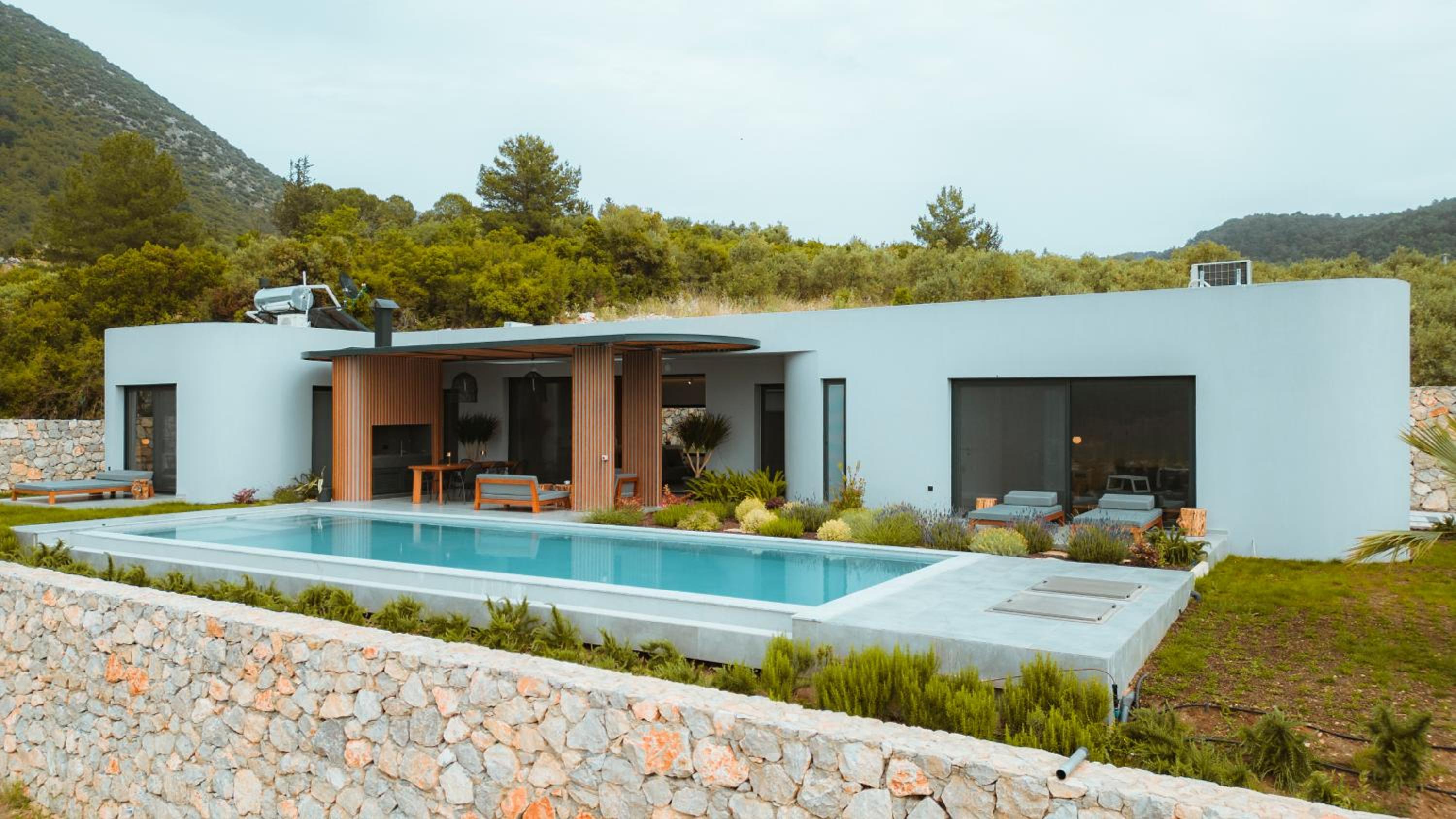 The Escape House view 3