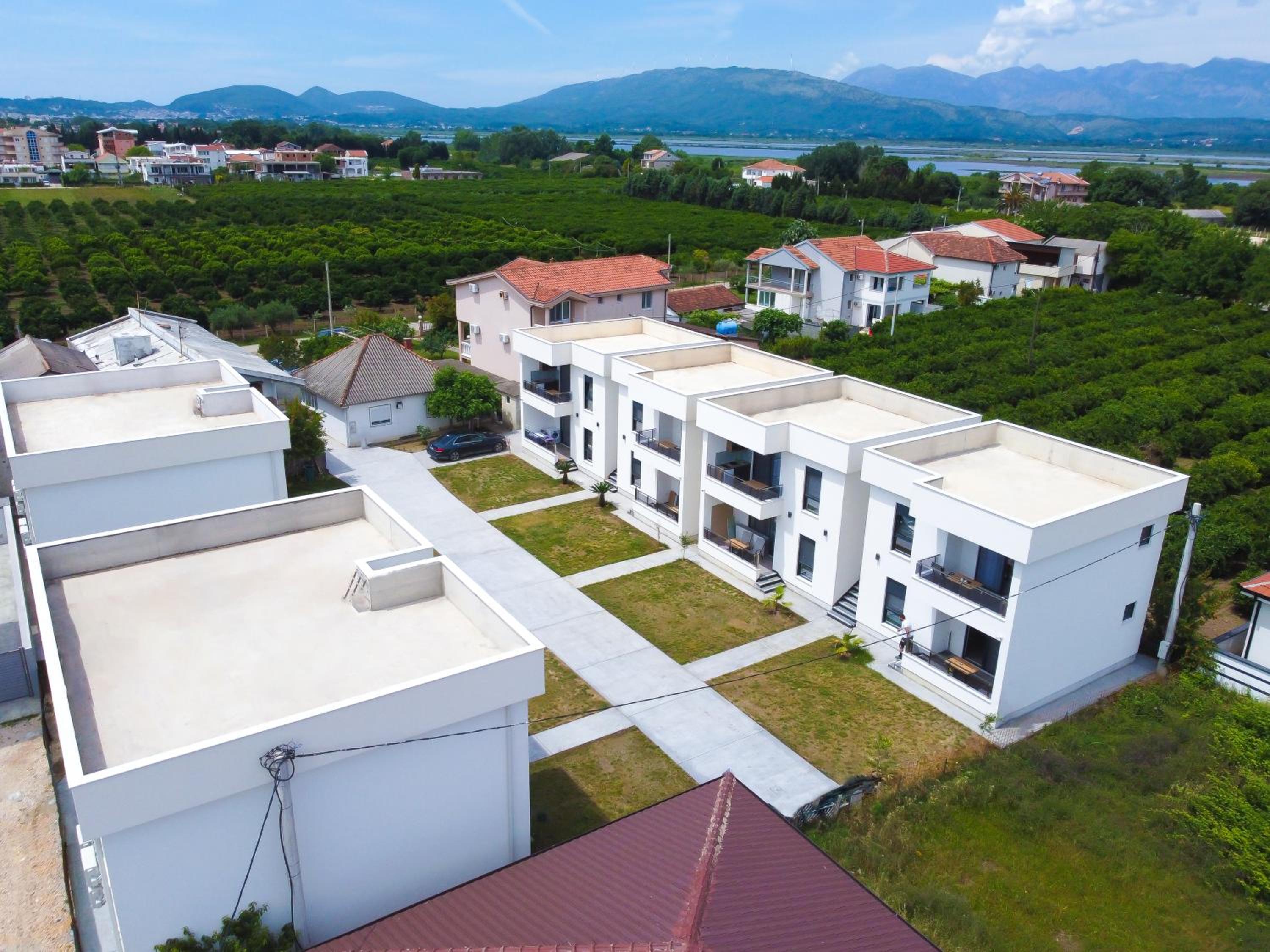 Bumax Apartments