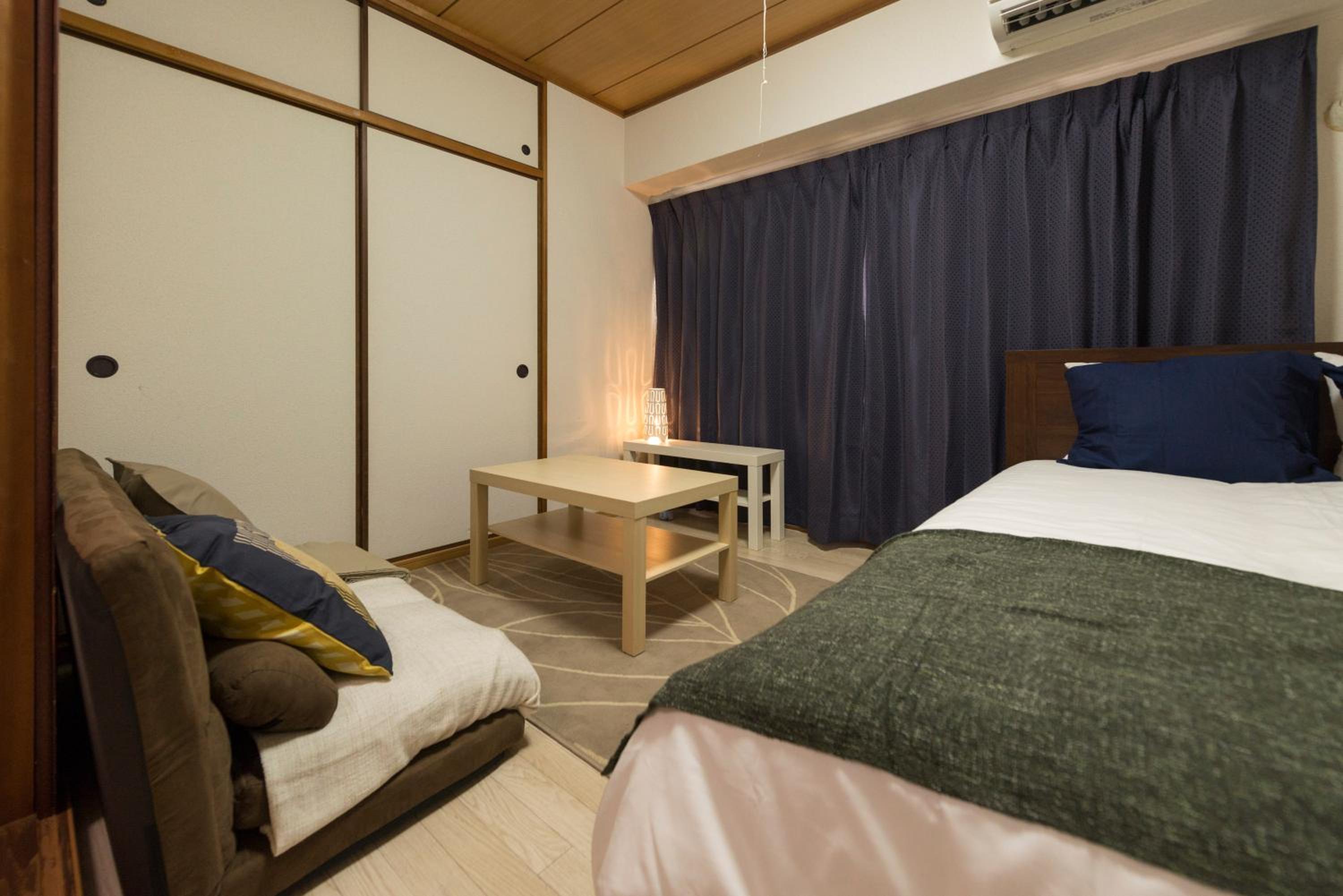 3 minutes on foot from Dotonbori East Entrance 5 minutes on foot from Shinsaibashi area traditional Japanese-style room
