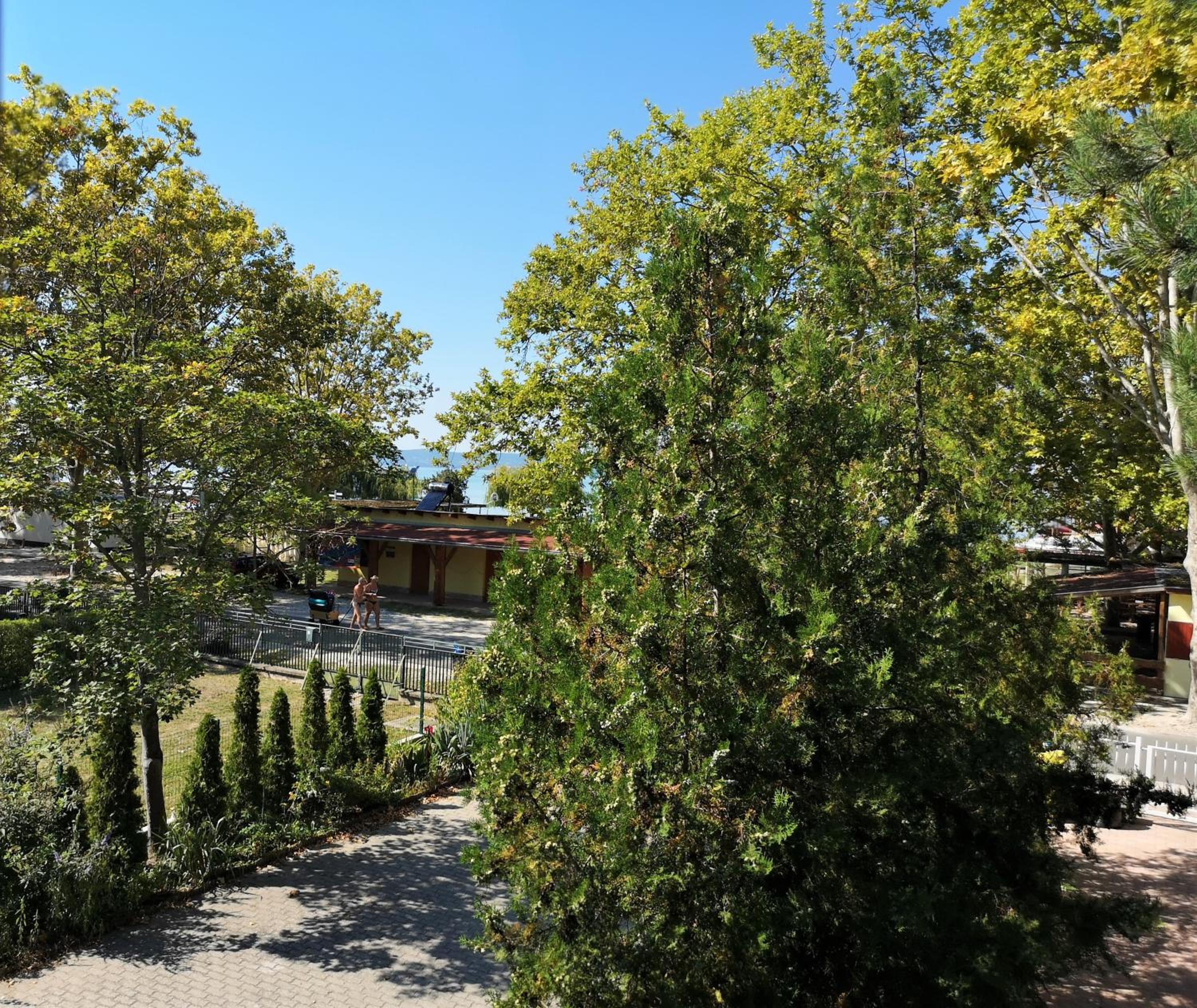 Strand Apartman