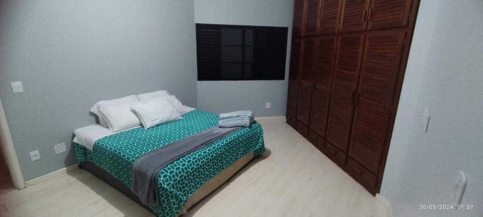 Casa 4 quartos com piscina