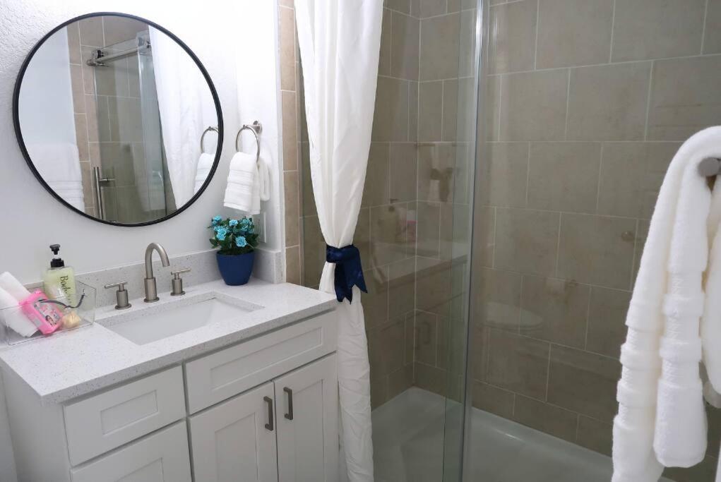 Beach Paradise - 2BD Luxury Kings at Jax Beach - Property Image 12