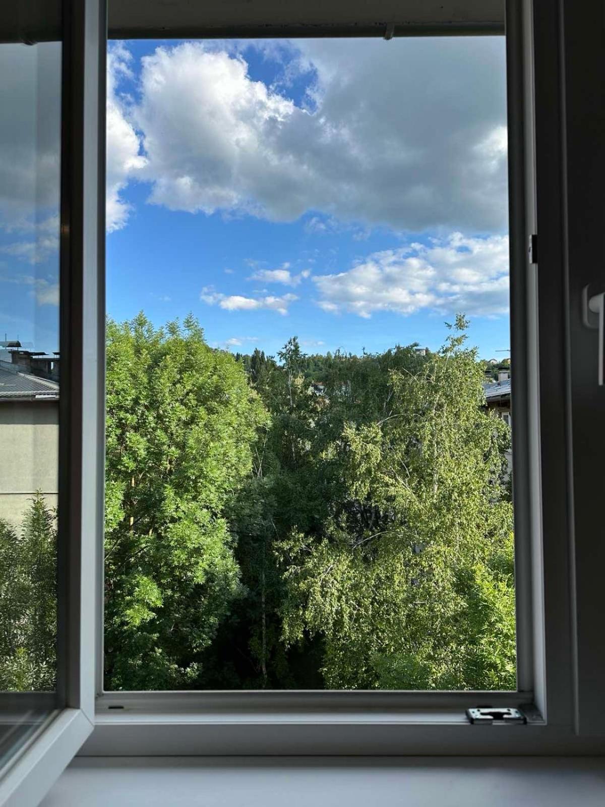 Apartman Avanti - blizina centra,besplatan parking i balkon