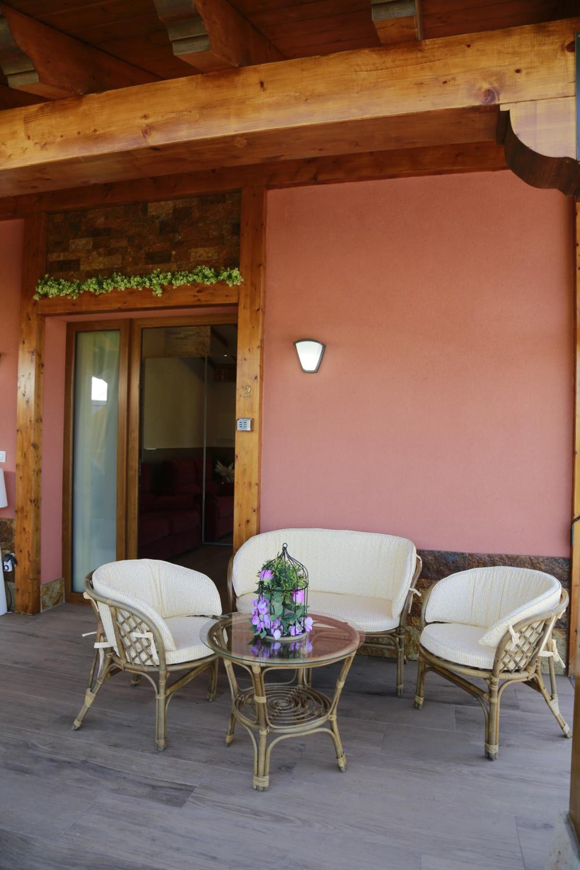 Apartamentos La Arena