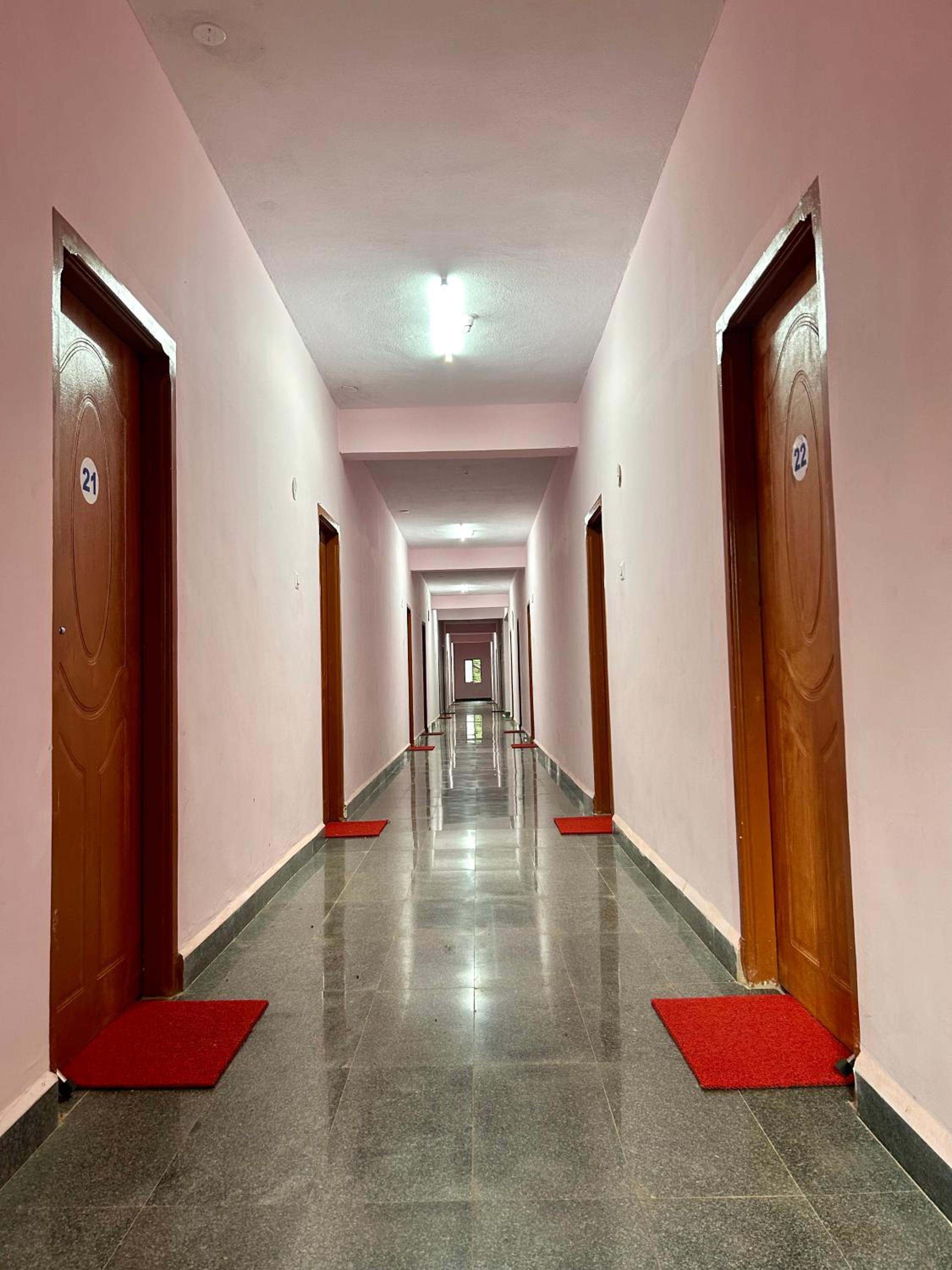Veerashaiva Yatri Nivasa