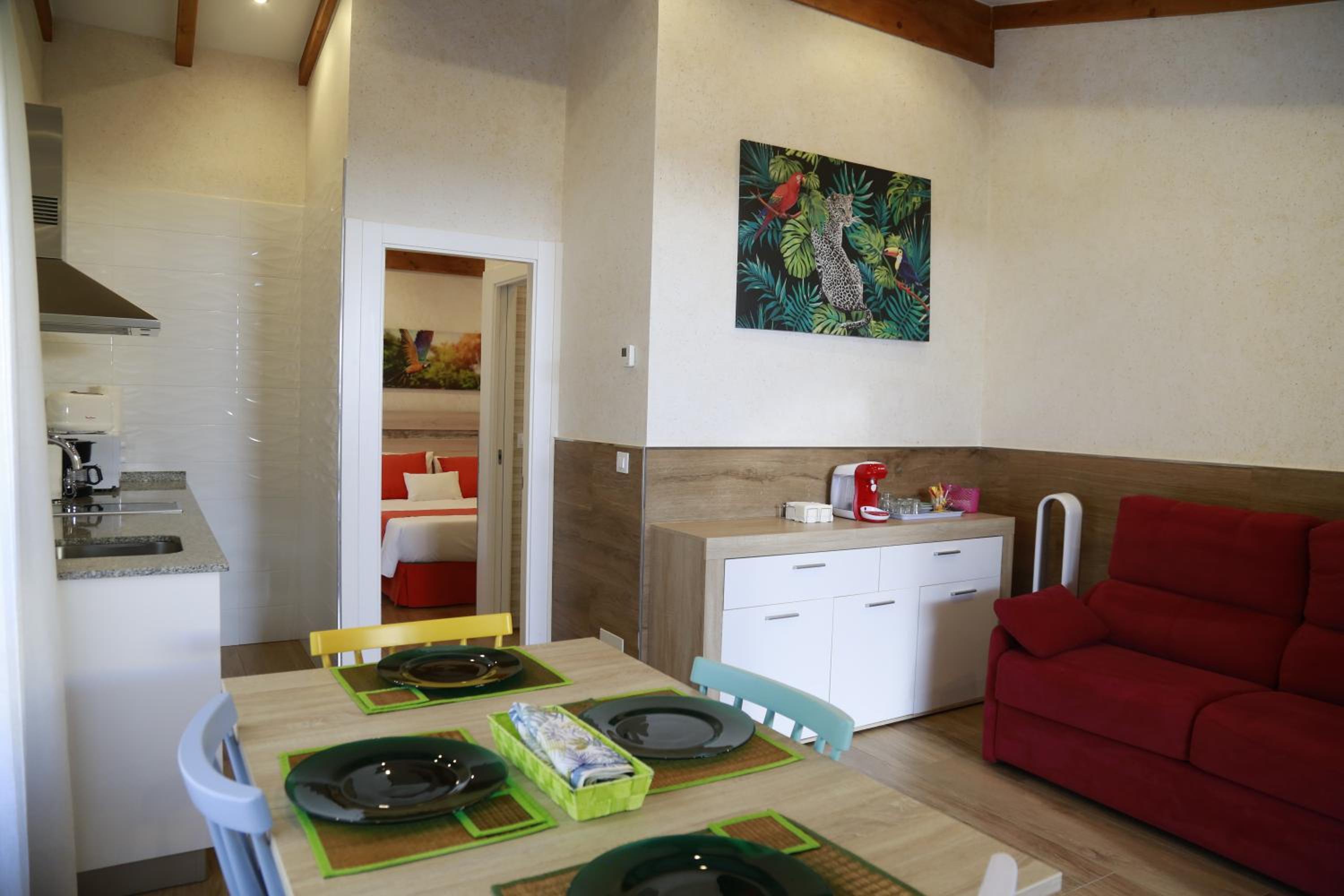 Apartamentos La Arena