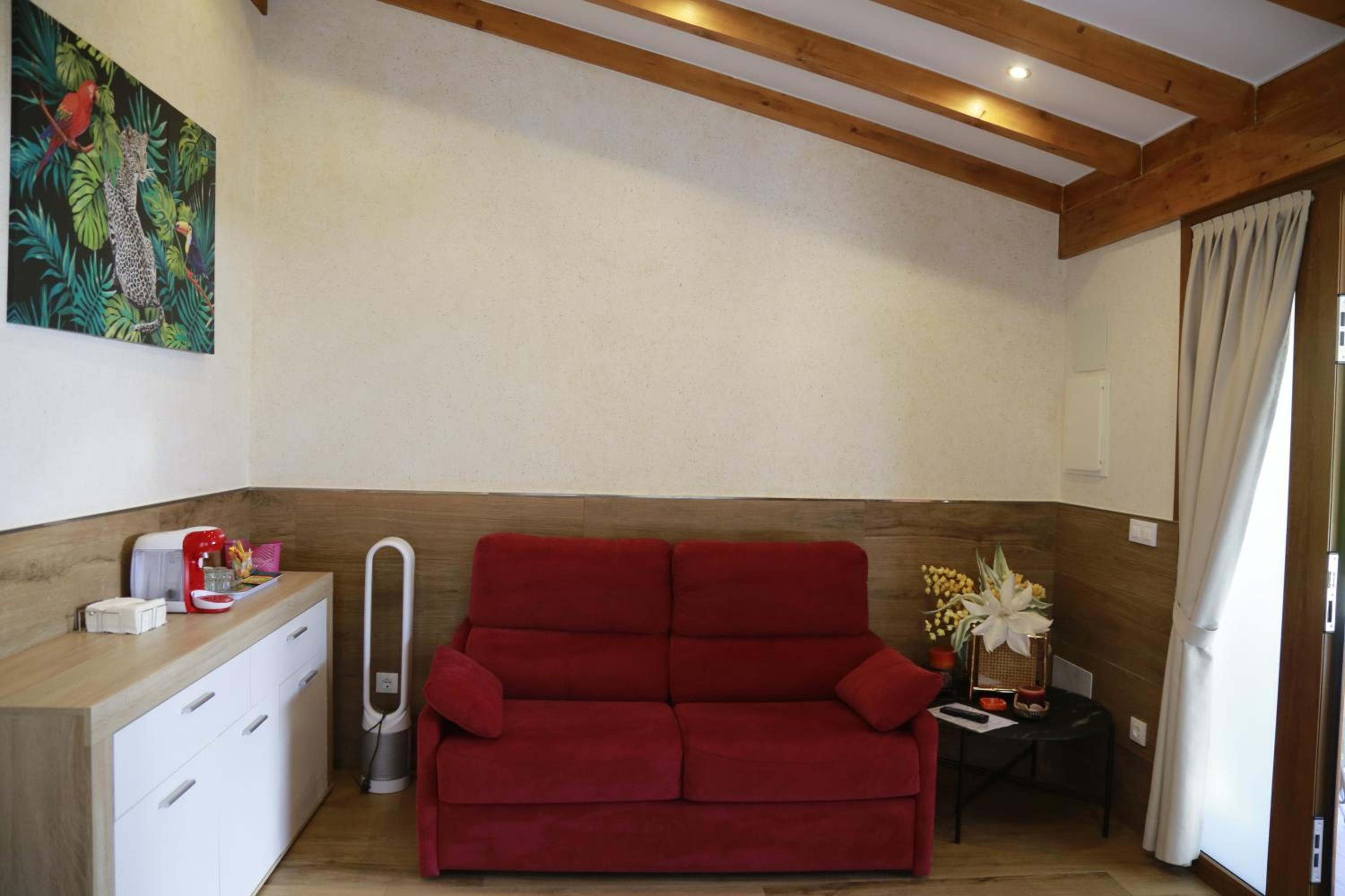 Apartamentos La Arena