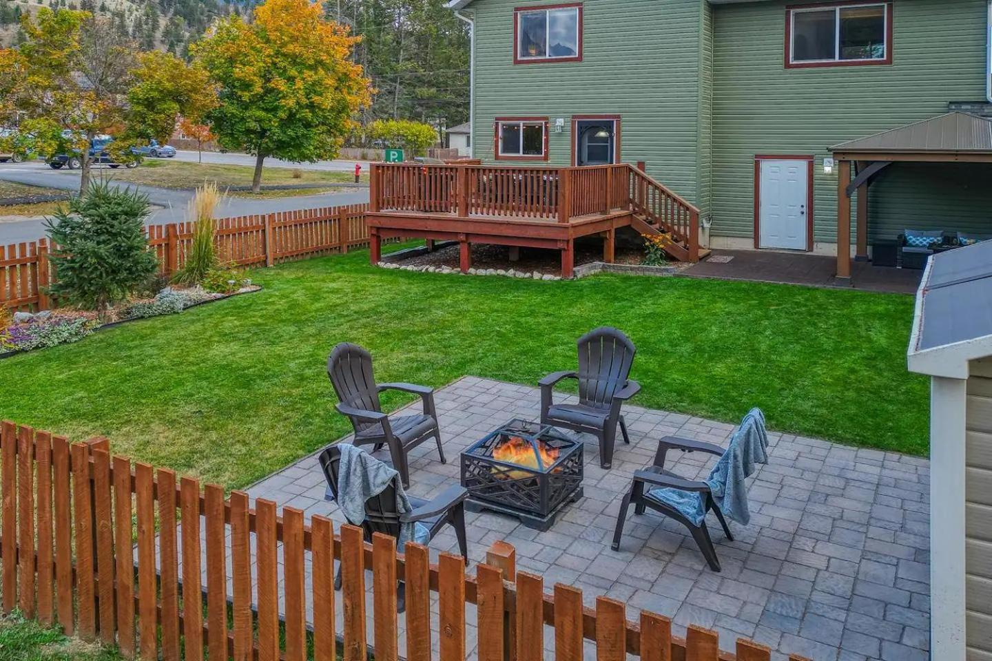Radium 5BR Home Ping Pong, Foosball, & Gazebo