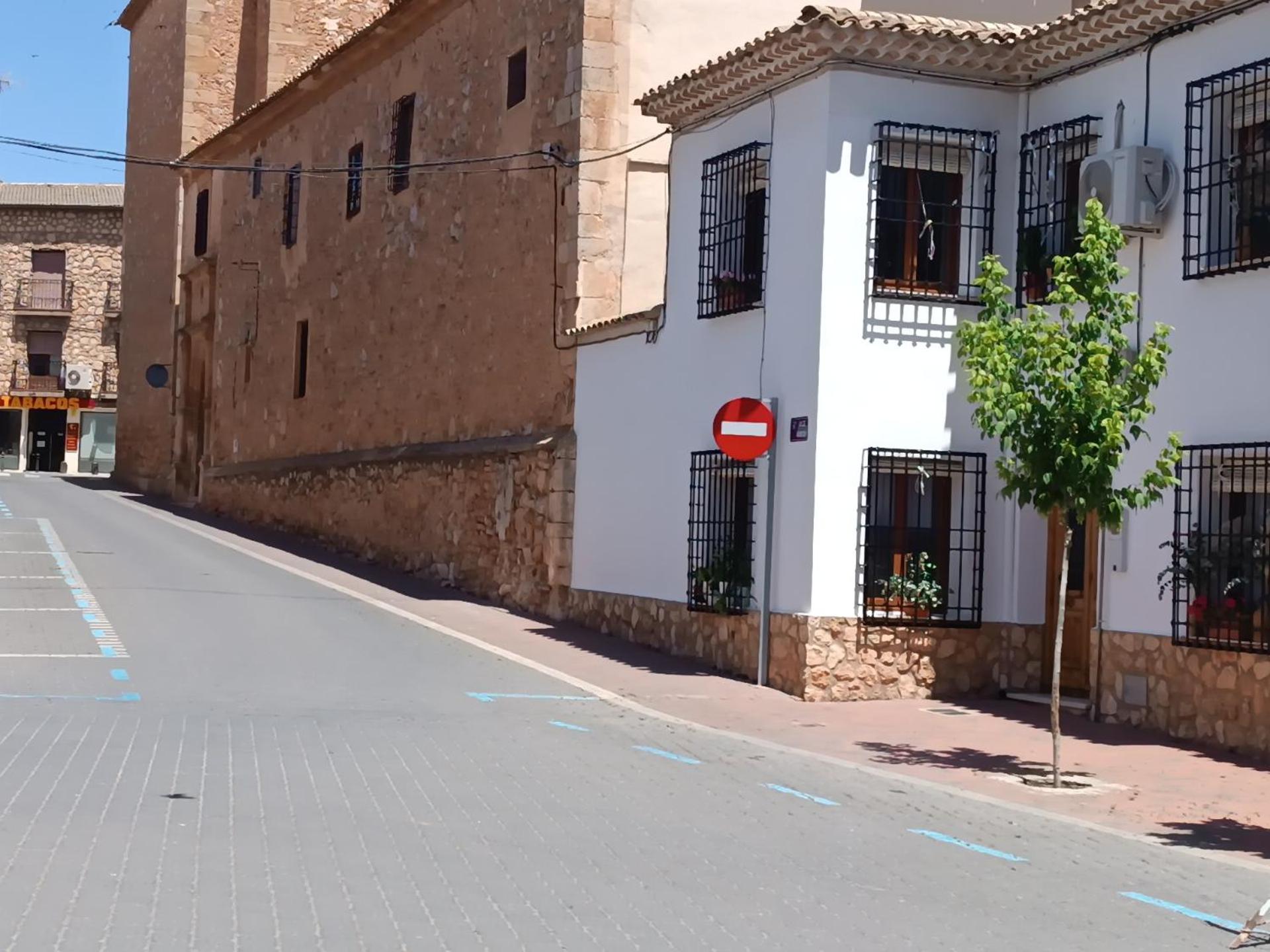 Agradable casa con zona de relax y aparcamiento