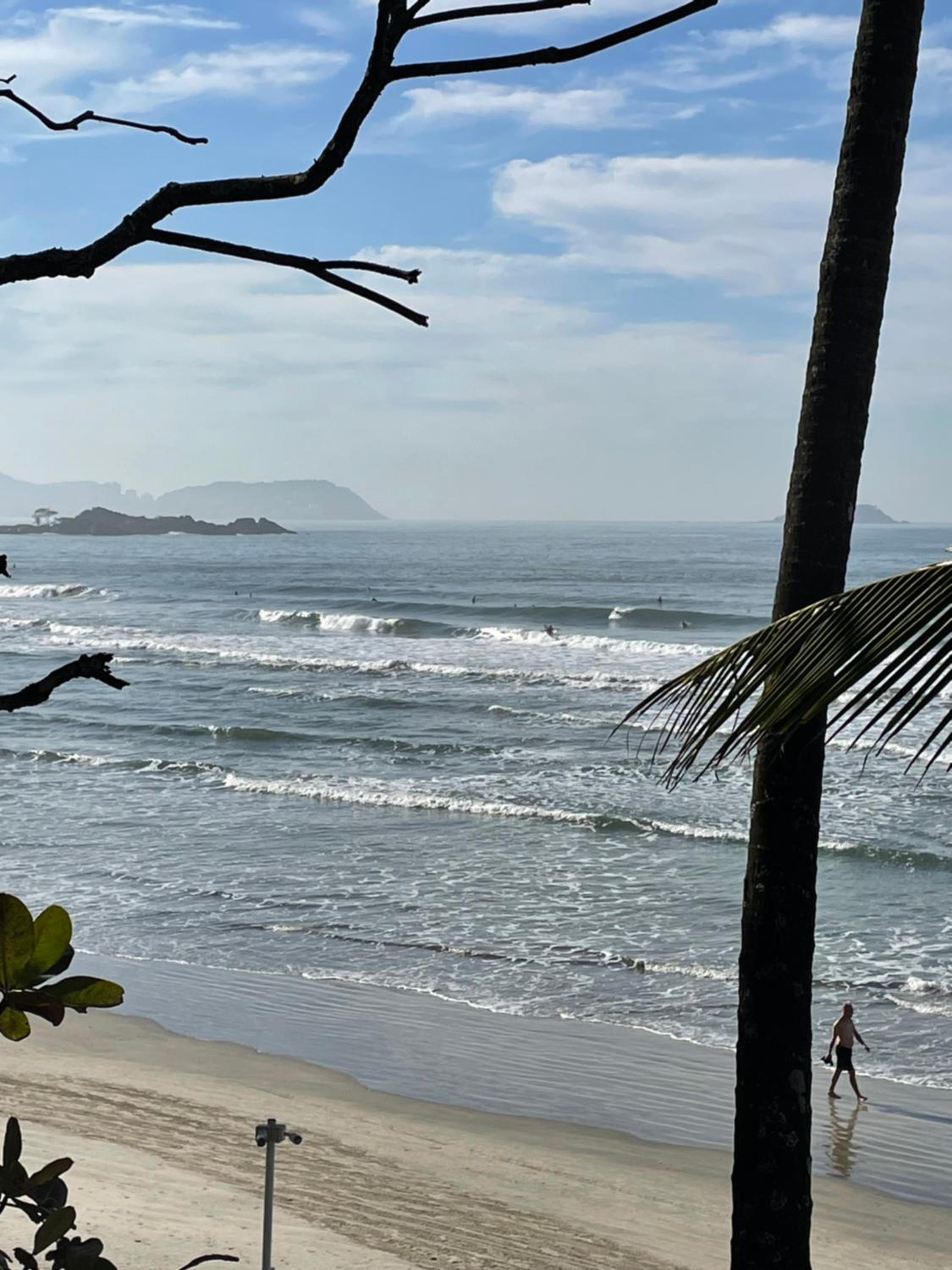 Condomínio edifício Prota no Guarujá - 80 M da praia