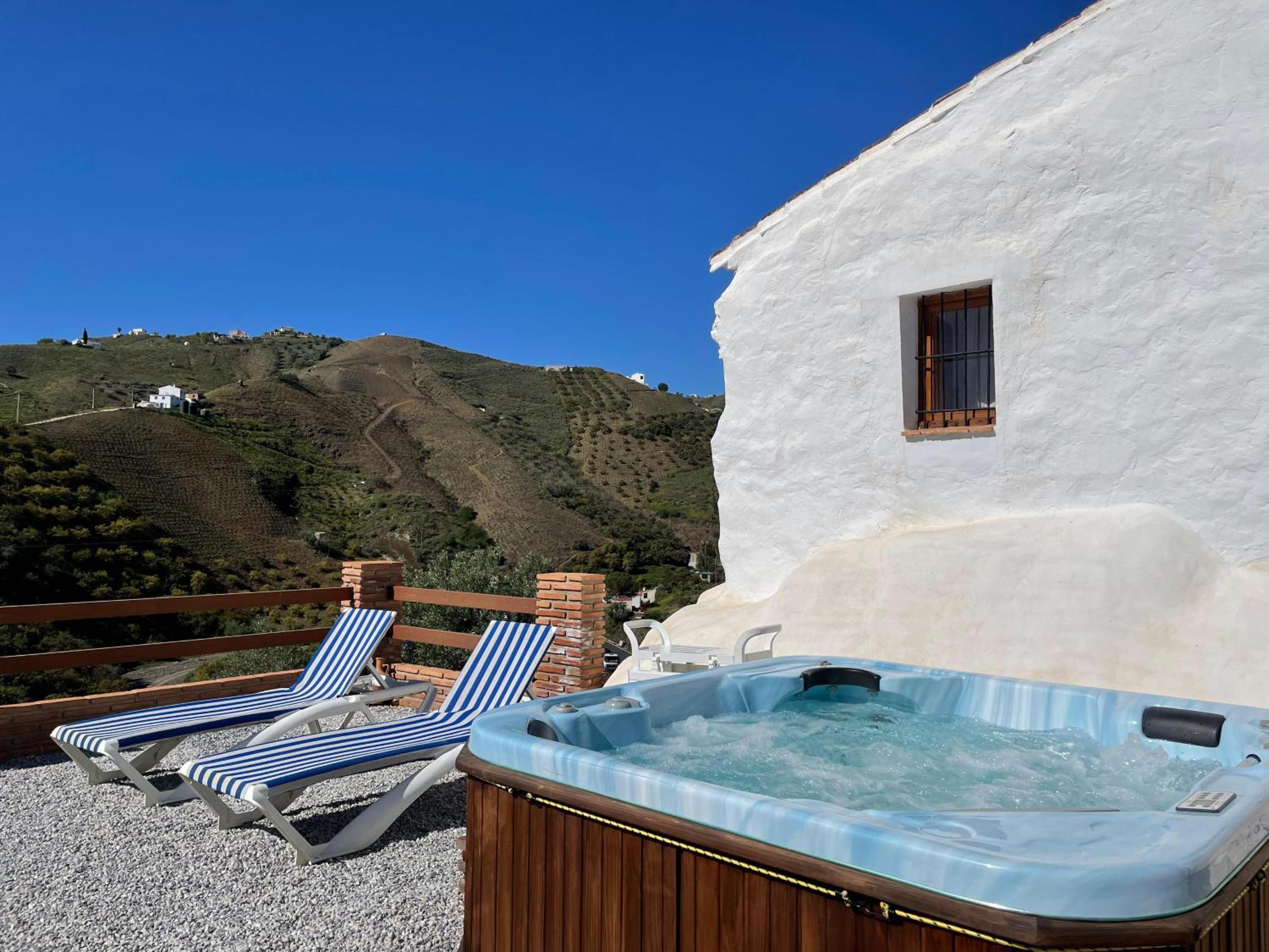 Evans Realty BQ Casa Vallejo & Jacuzzi & BBQ & Vistas