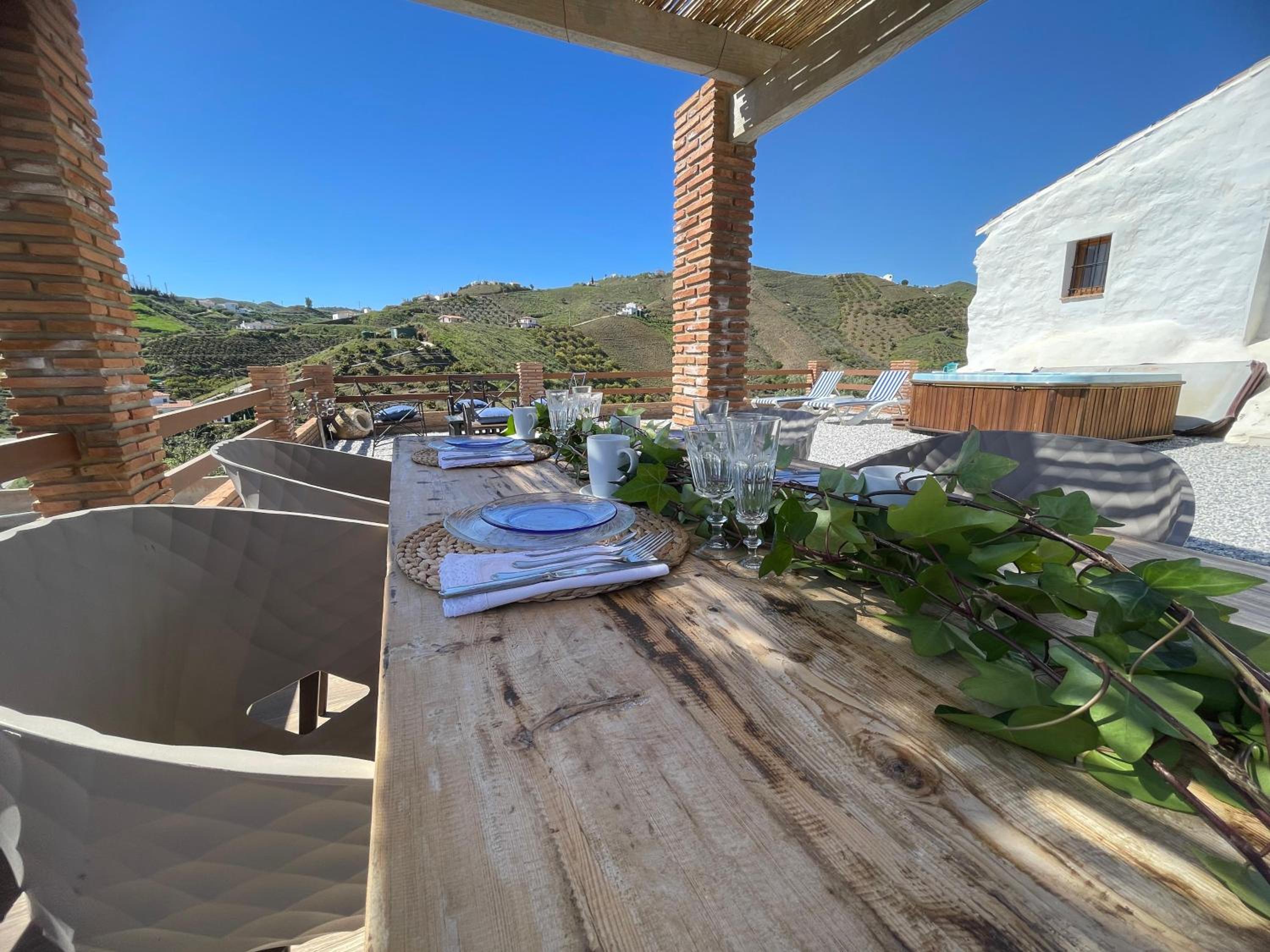 Evans Realty BQ Casa Vallejo & Jacuzzi & BBQ & Vistas