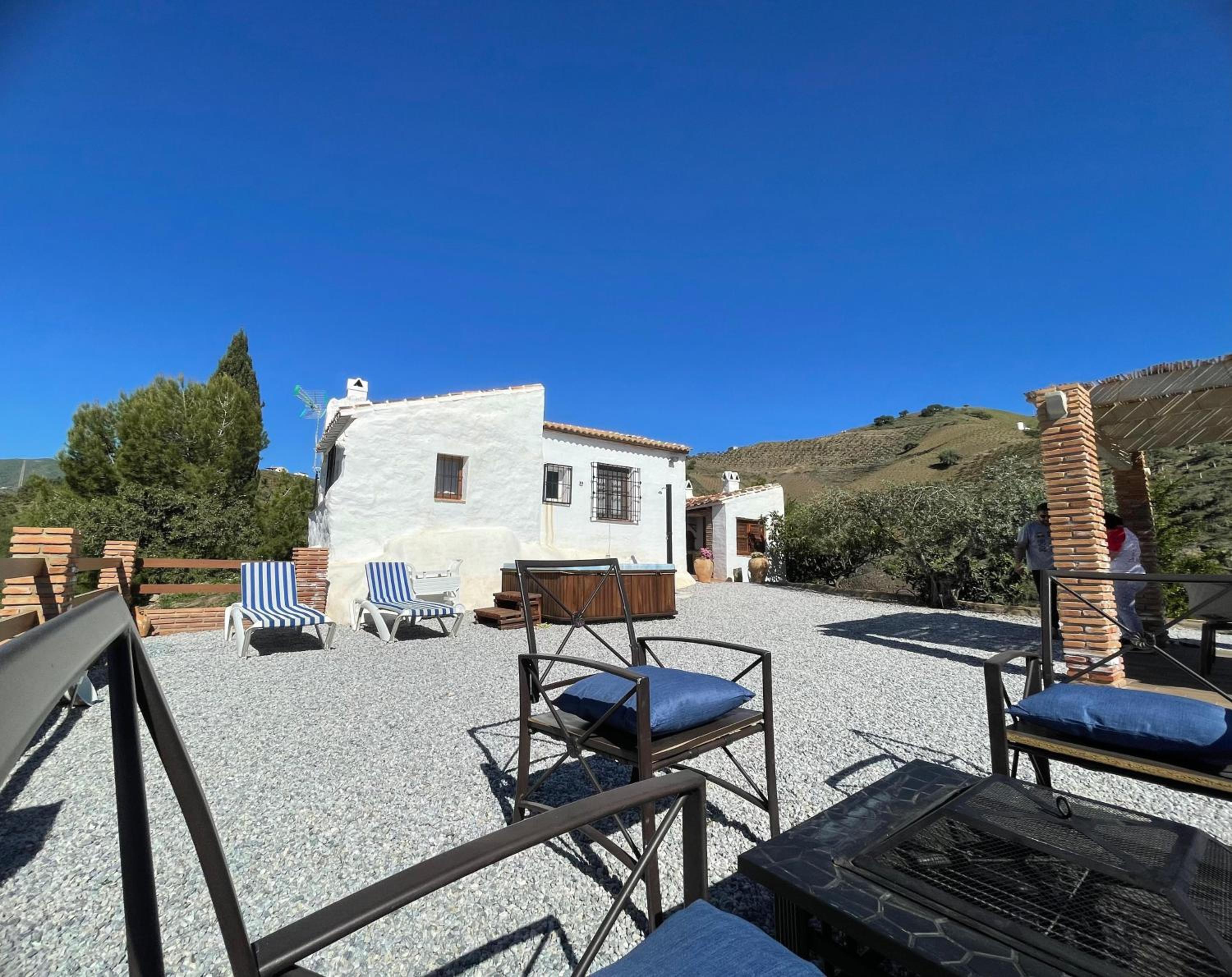 Evans Realty BQ Casa Vallejo & Jacuzzi & BBQ & Vistas
