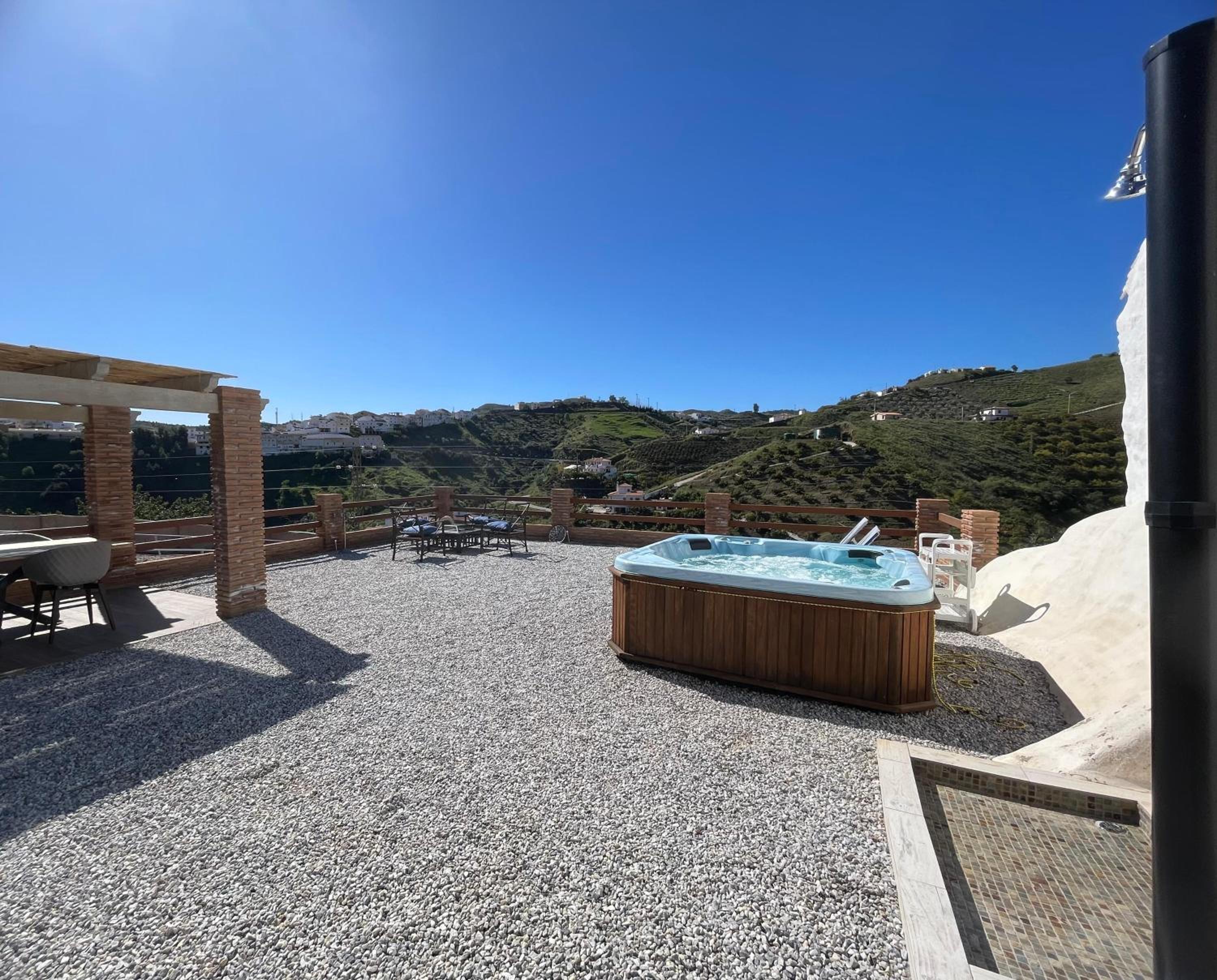 Evans Realty BQ Casa Vallejo & Jacuzzi & BBQ & Vistas