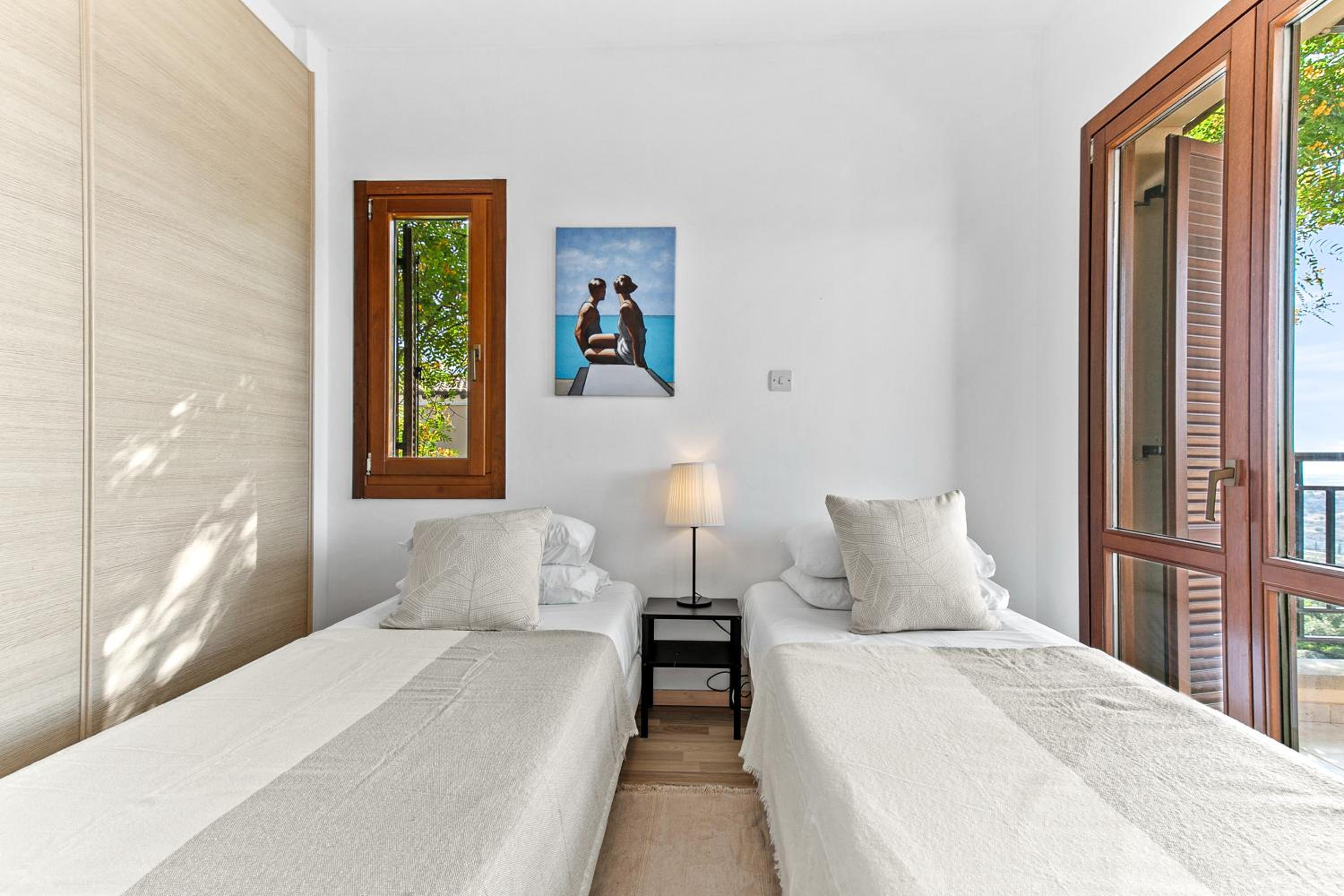 Apartment Theia with sea and sunset views, the Resort in Aphrodite Hills