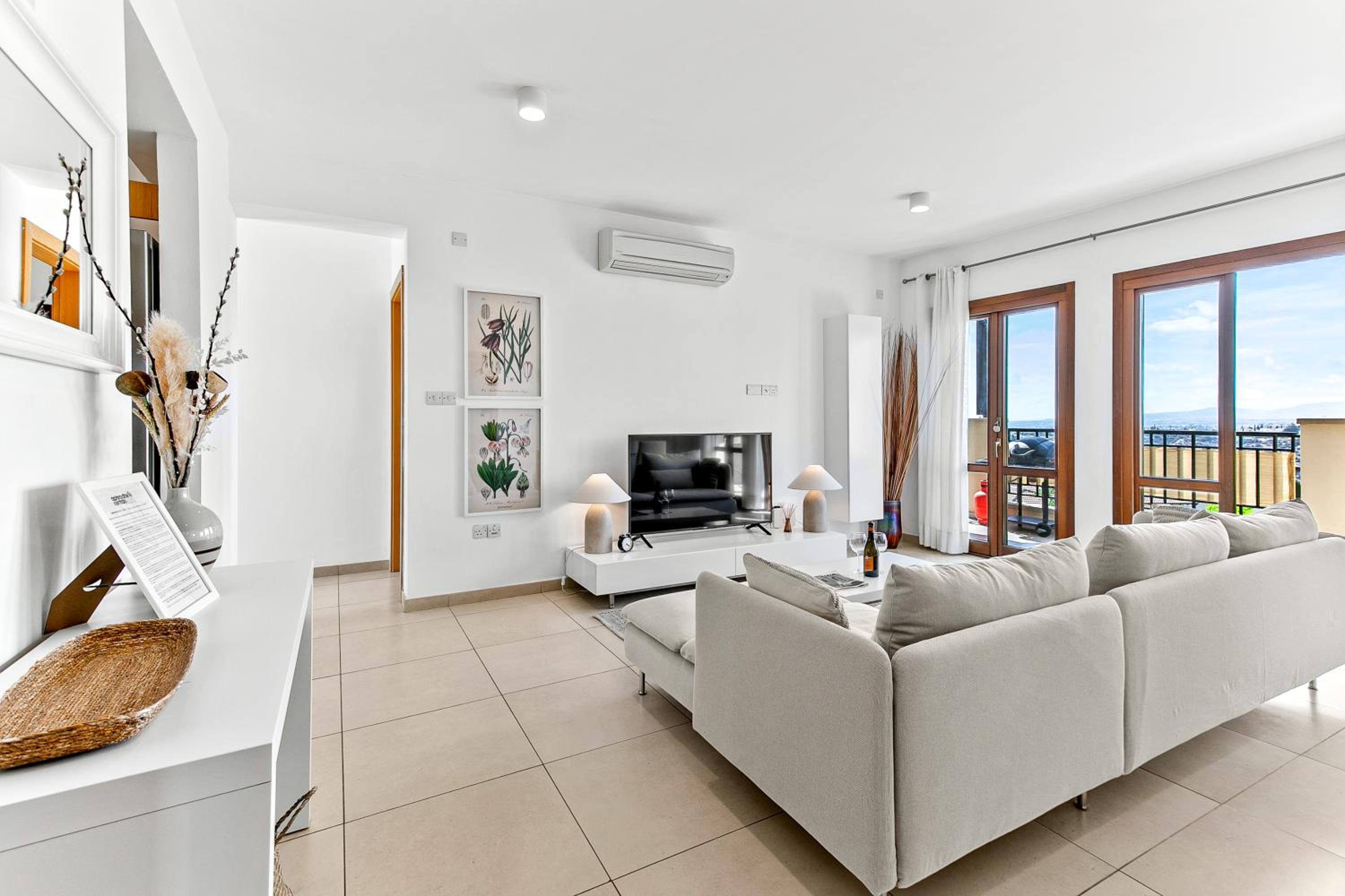 Apartment Theia with sea and sunset views, the Resort in Aphrodite Hills