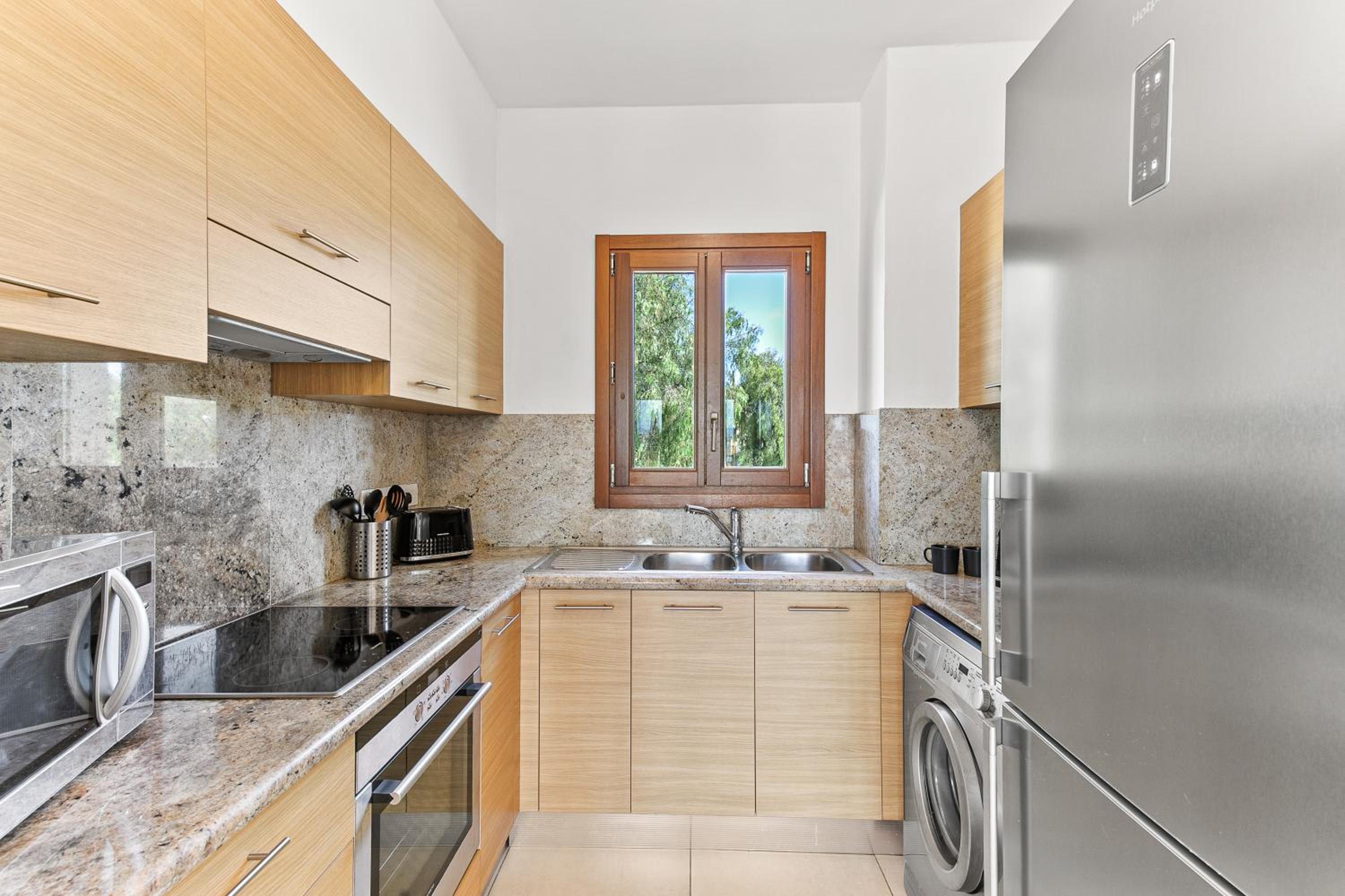 Apartment Theia with sea and sunset views, the Resort in Aphrodite Hills